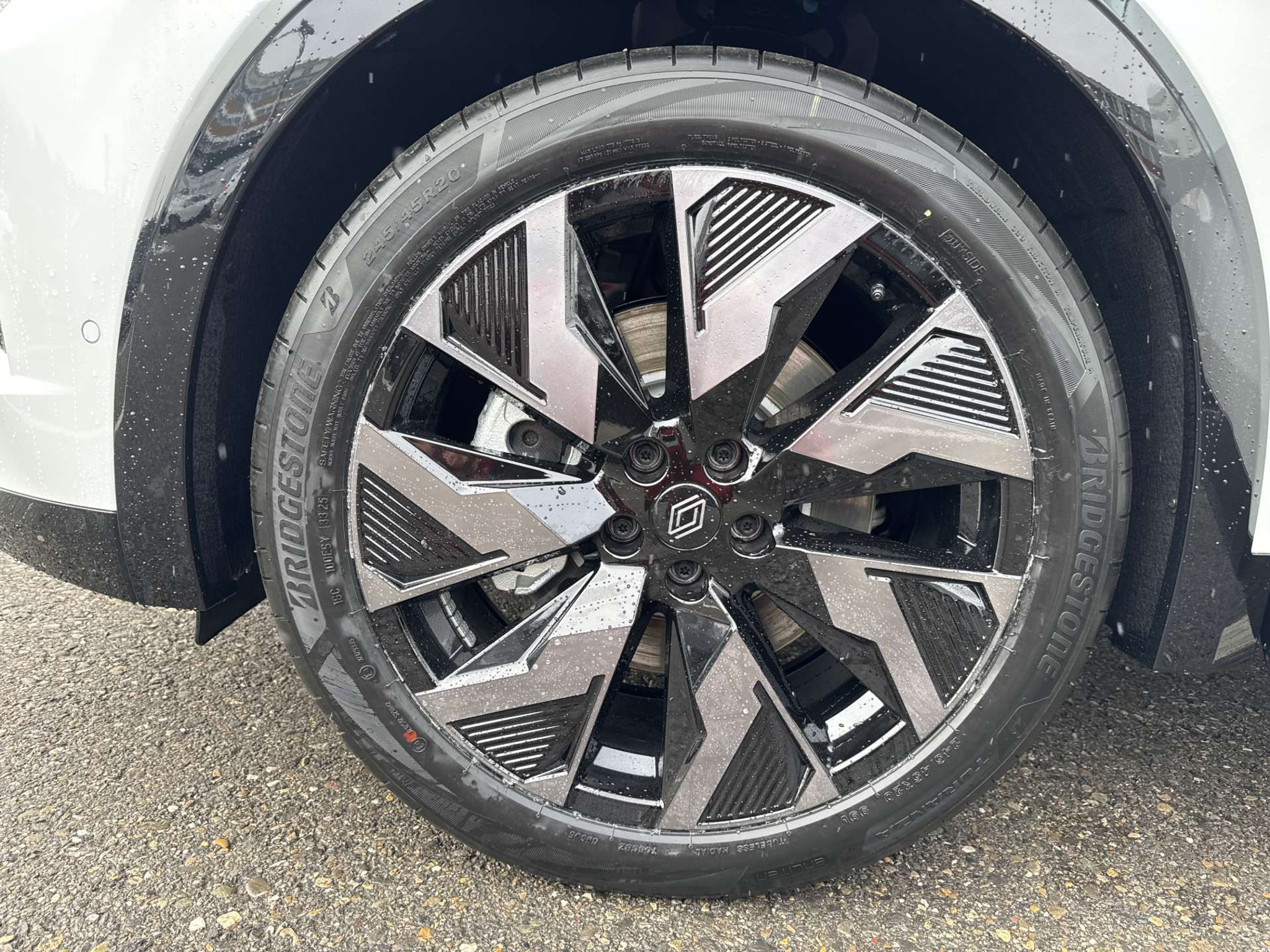 listing desktop thumbnail image 8