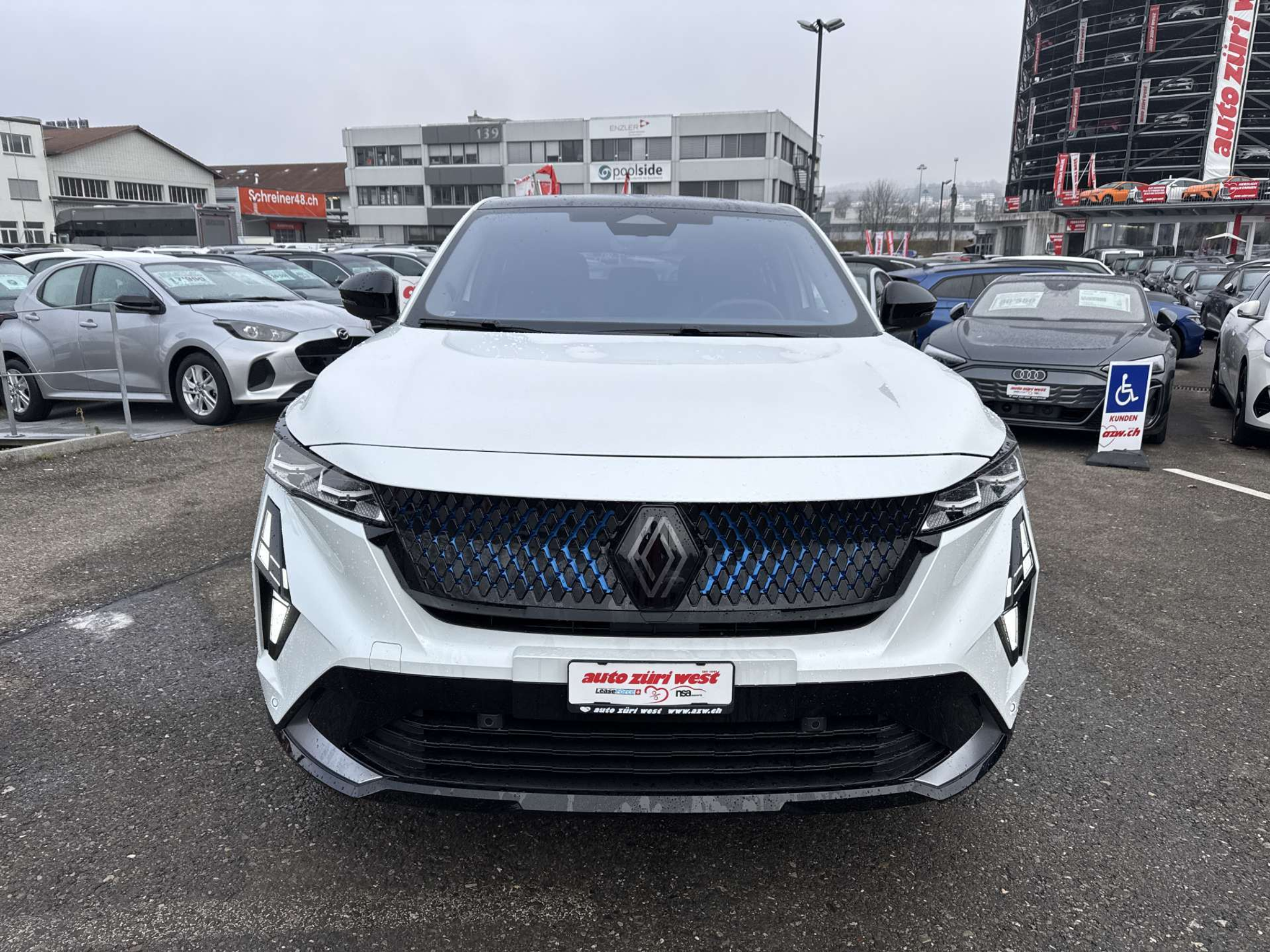 listing desktop thumbnail image 13