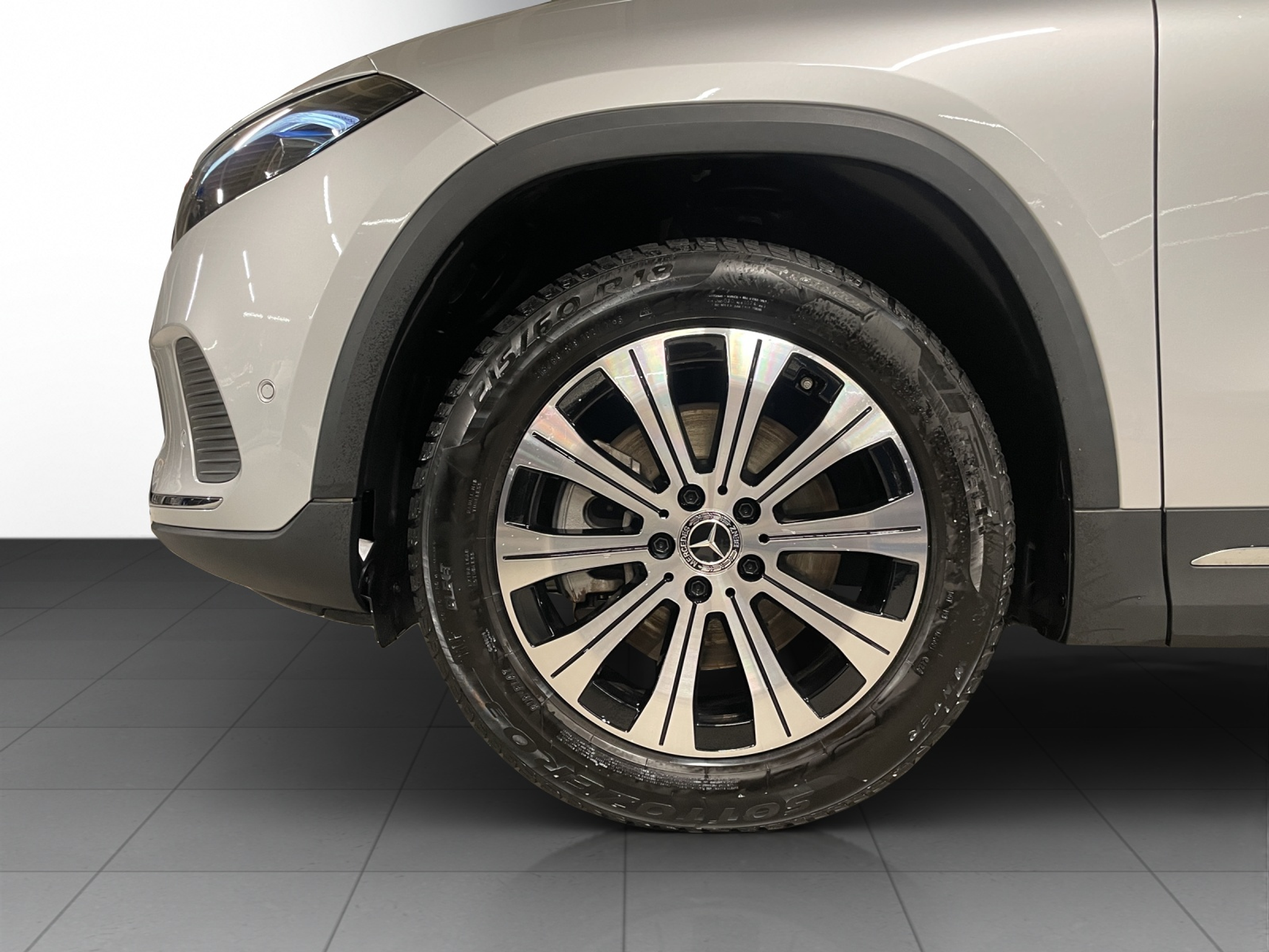 listing desktop thumbnail image 6