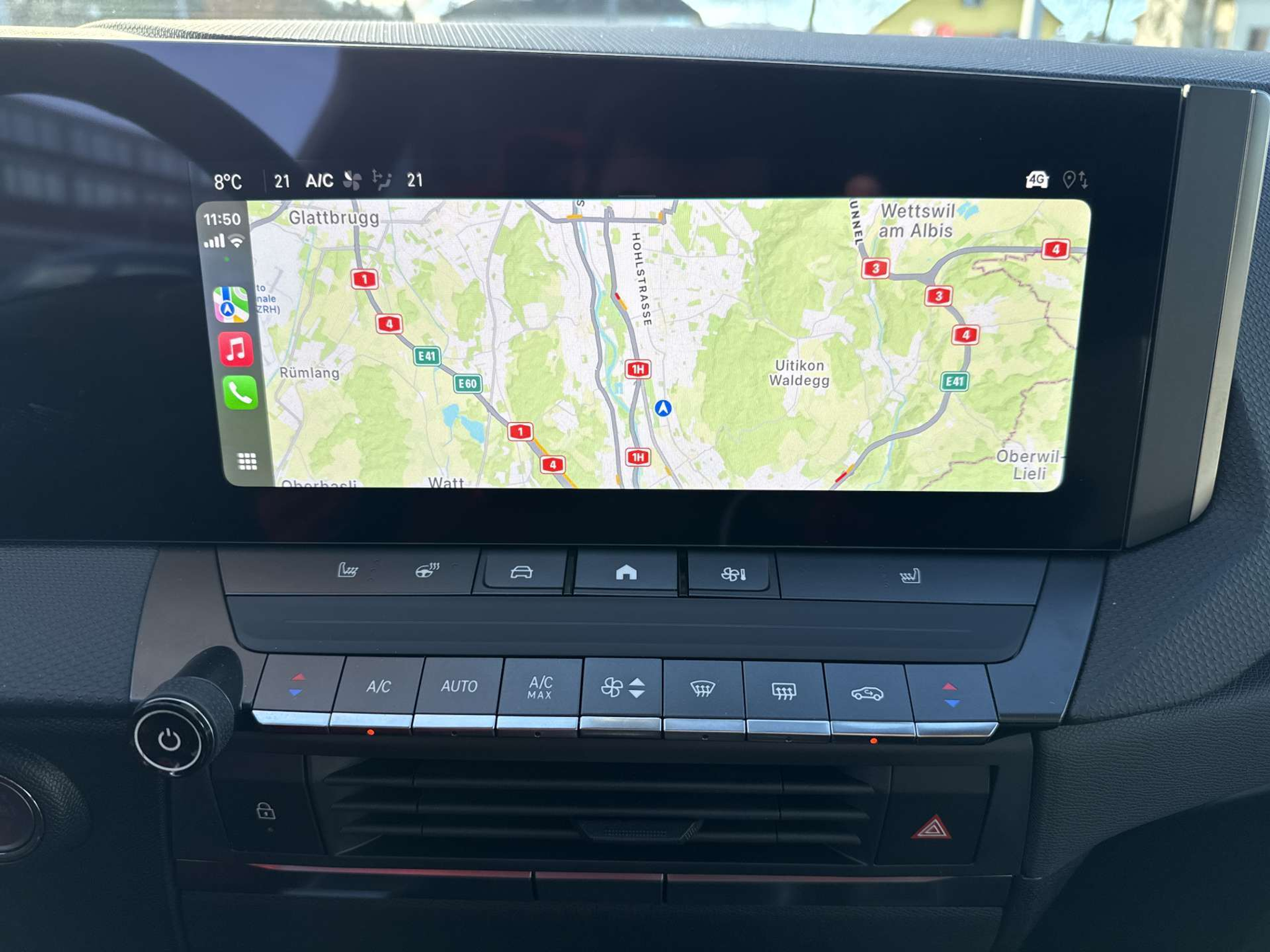 listing desktop thumbnail image 1