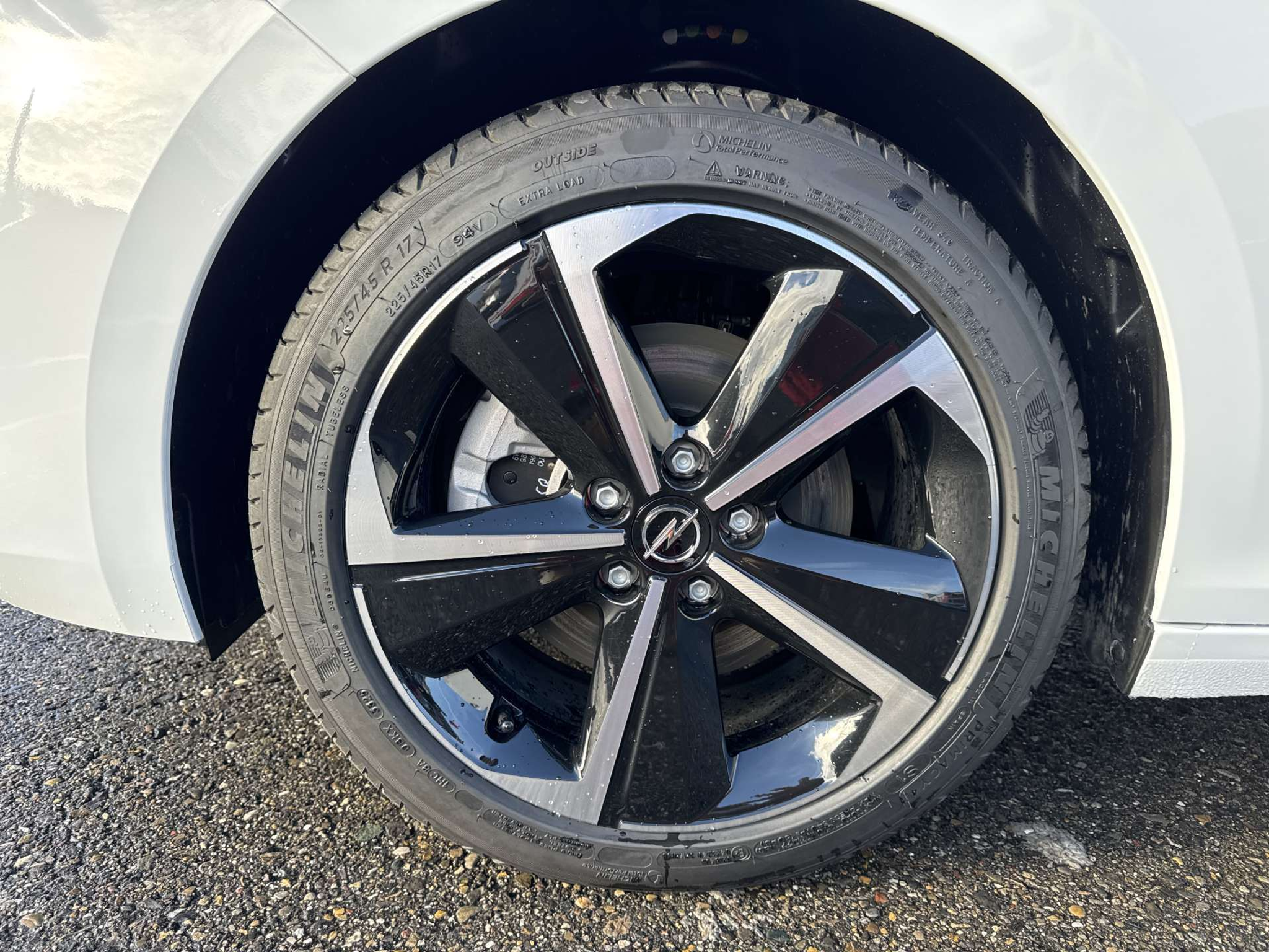 listing desktop thumbnail image 8