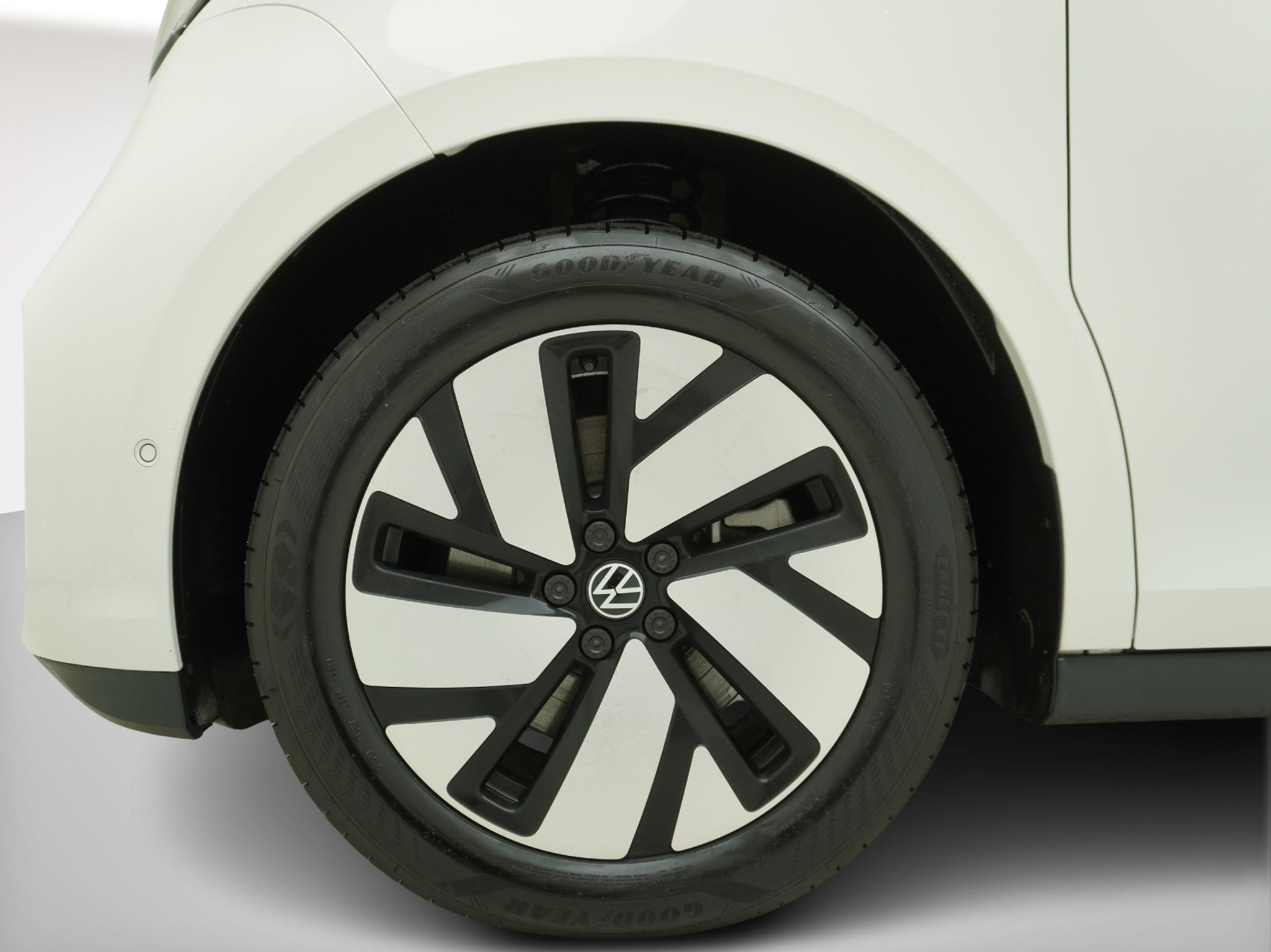 listing desktop thumbnail image 5