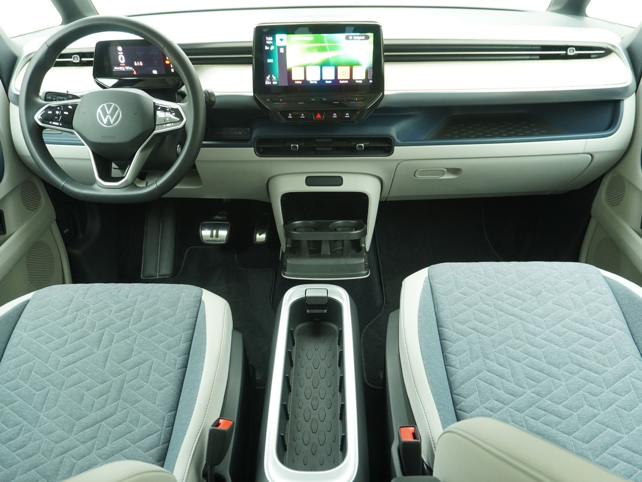 listing desktop thumbnail image 11