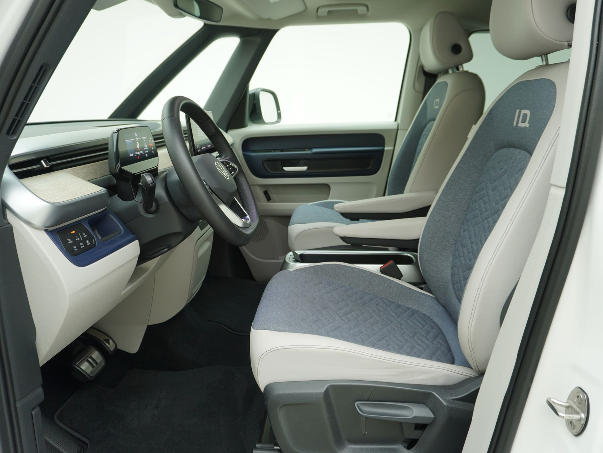 listing desktop thumbnail image 6