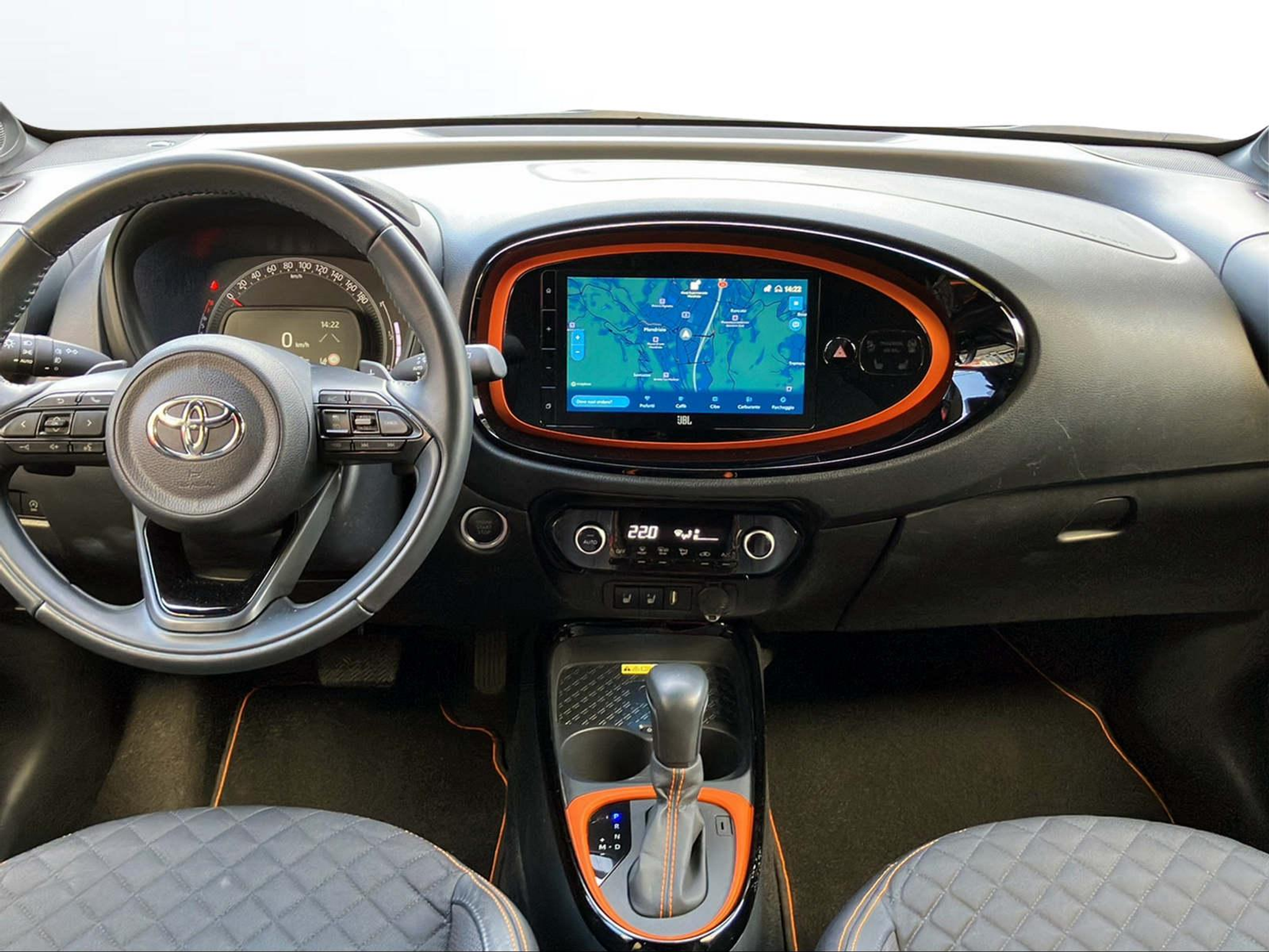 listing desktop thumbnail image 9