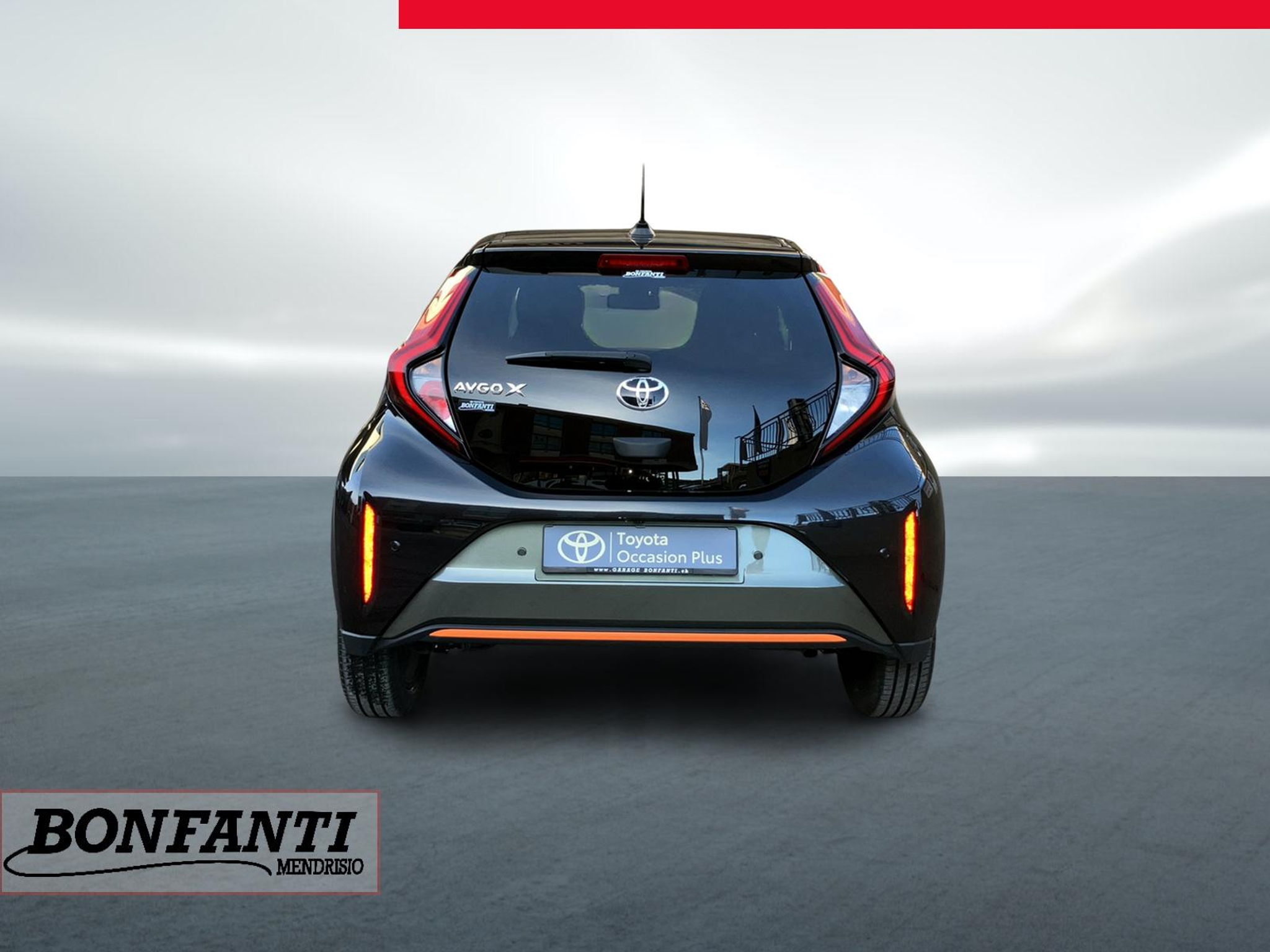 listing desktop thumbnail image 7