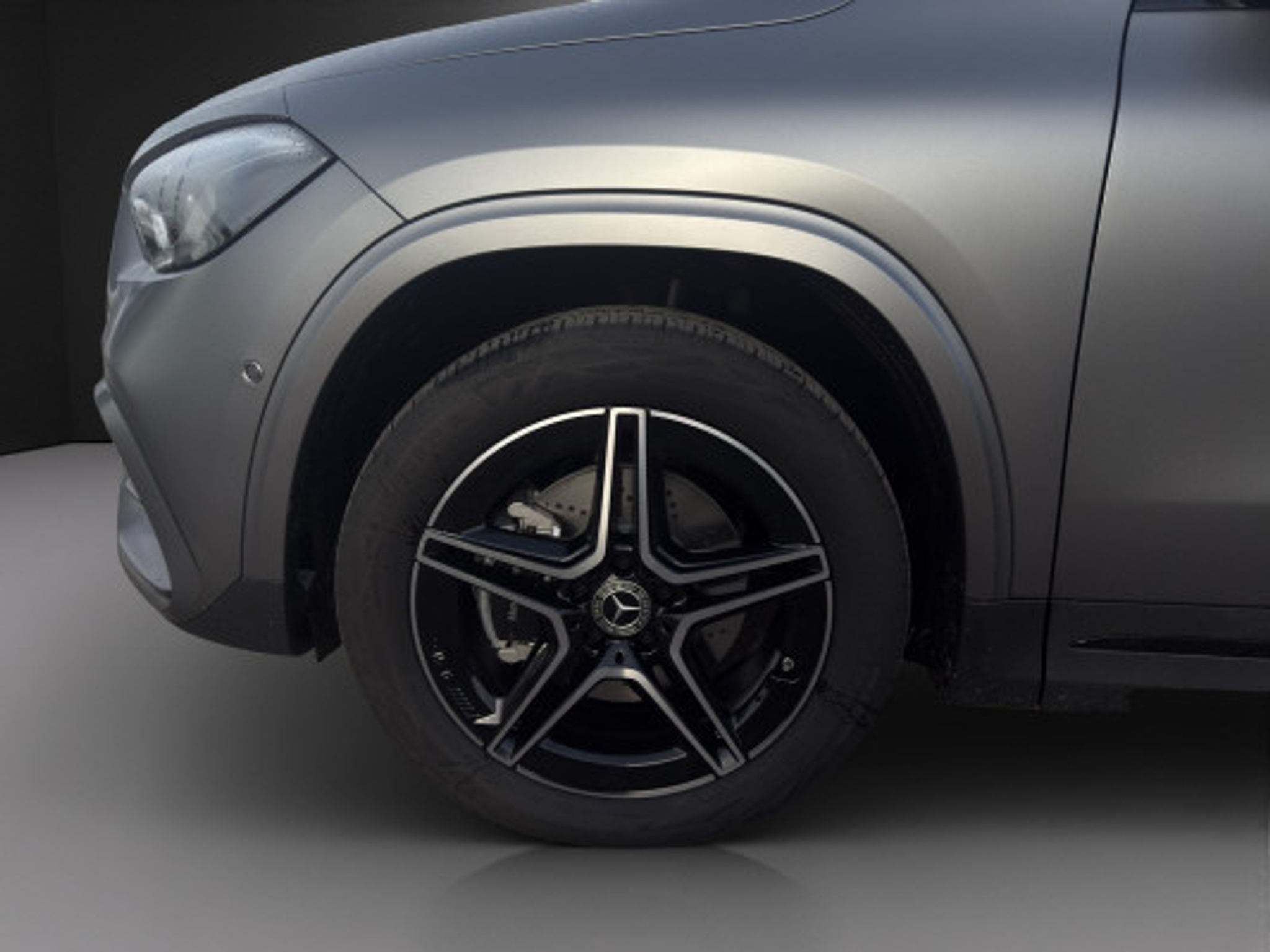 listing desktop thumbnail image 5