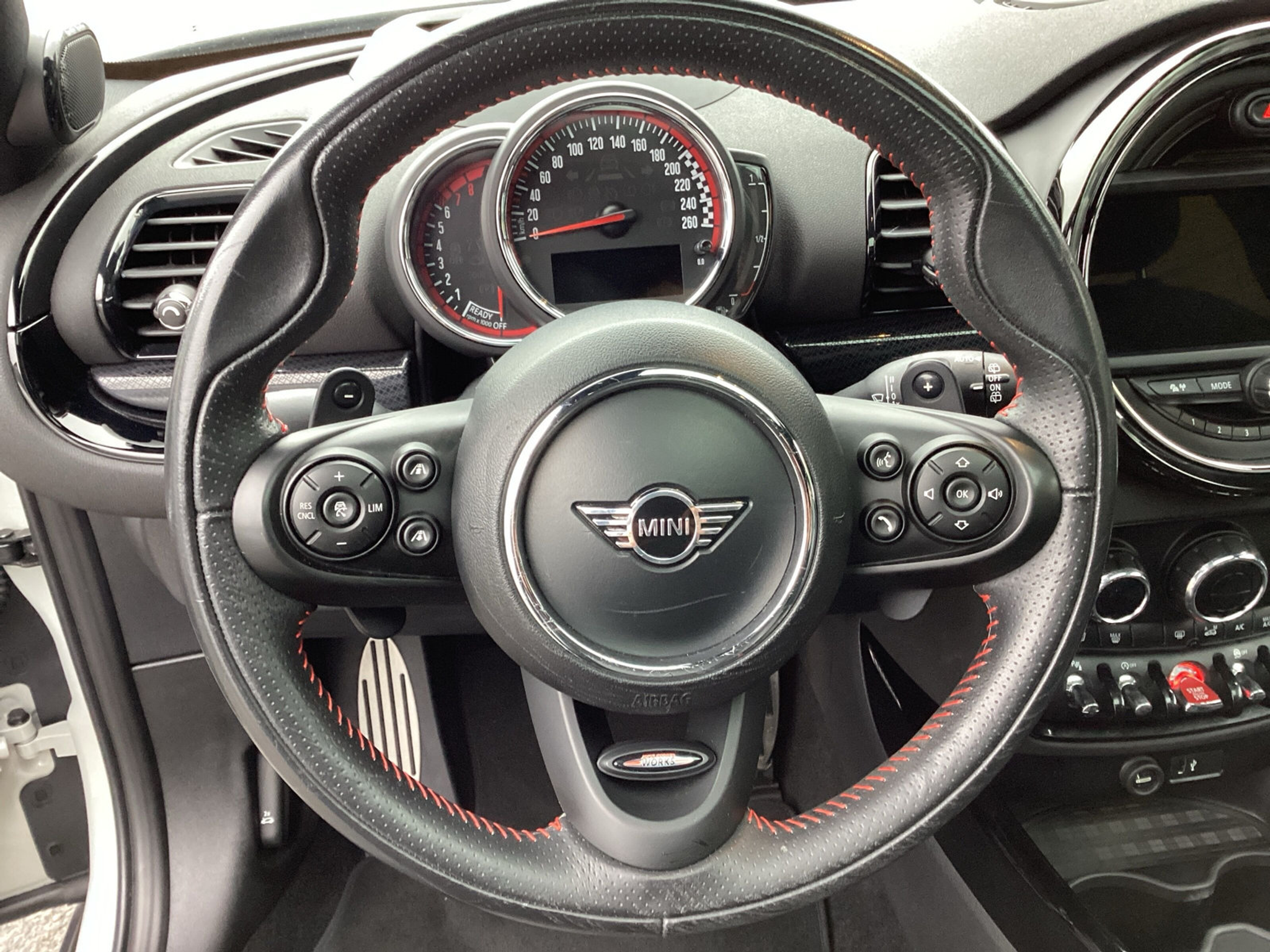 listing desktop thumbnail image 11