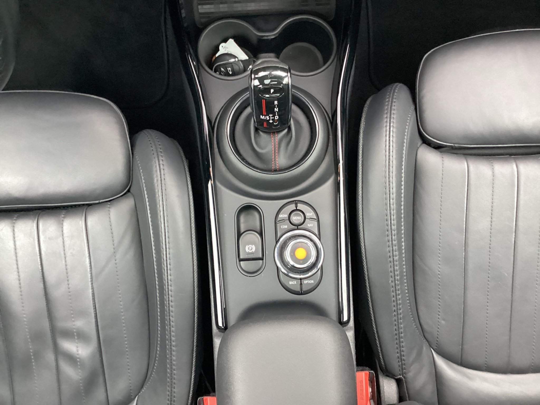 listing desktop thumbnail image 12