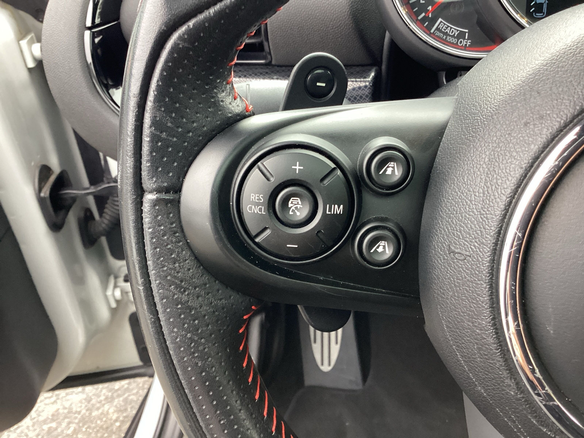 listing desktop thumbnail image 14