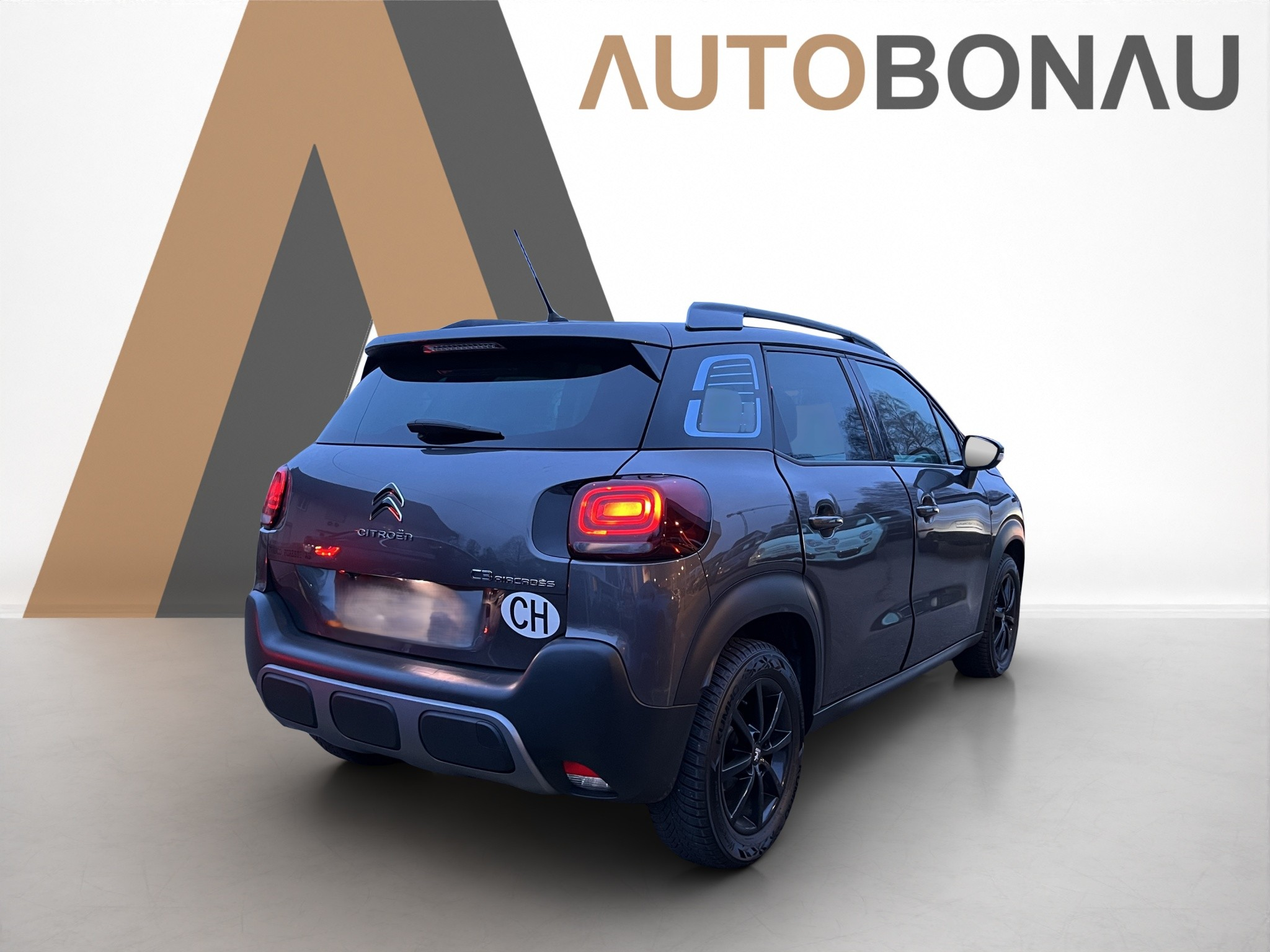 listing desktop thumbnail image 22