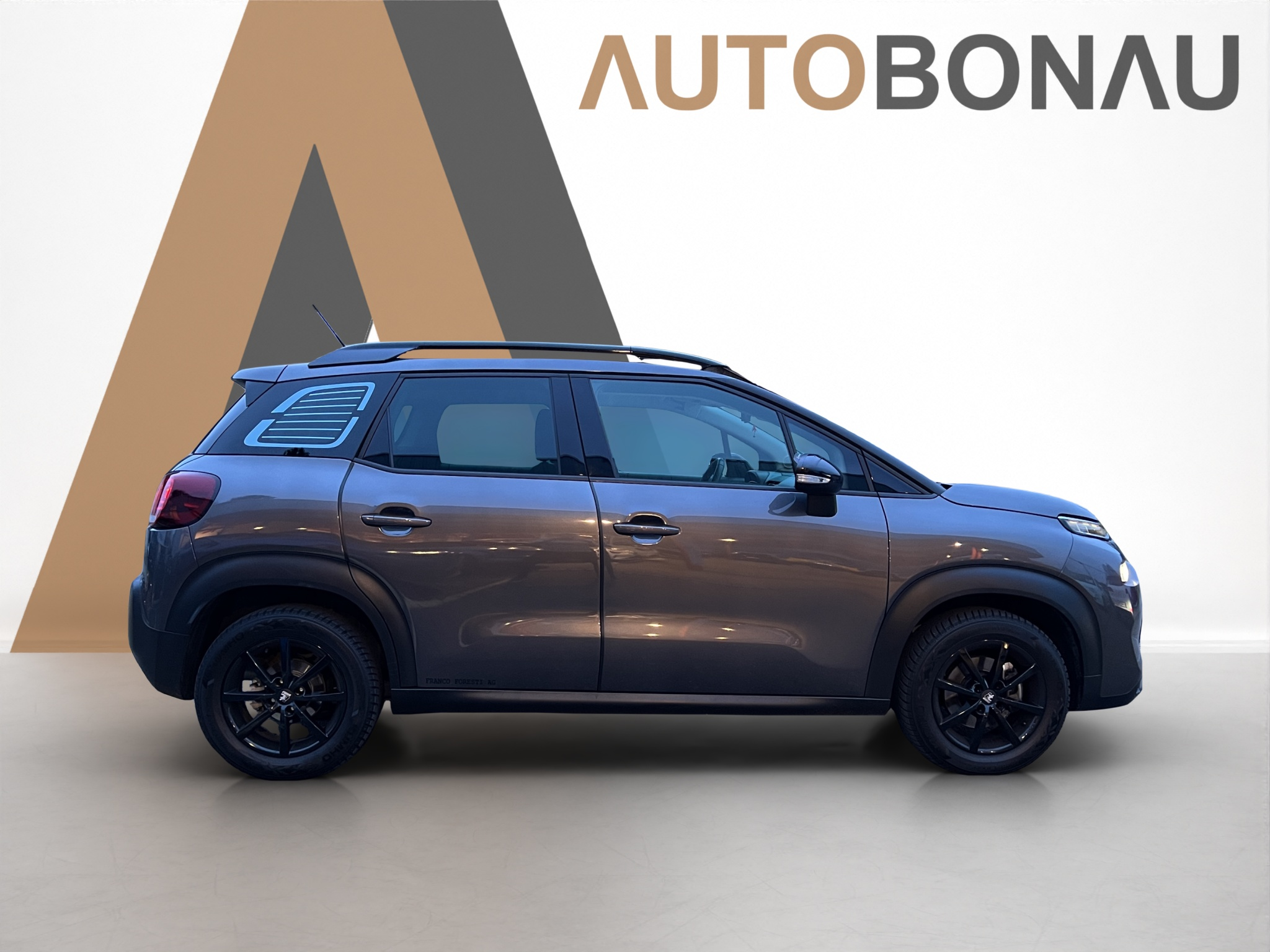 listing desktop thumbnail image 5