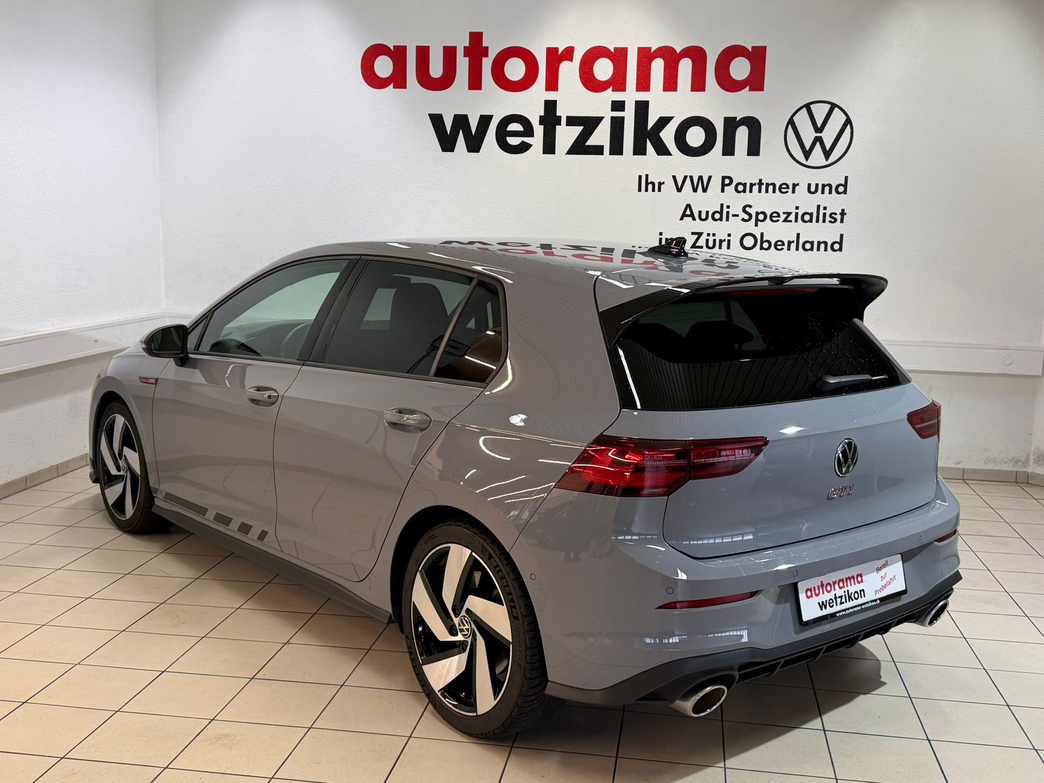 listing desktop thumbnail image 2