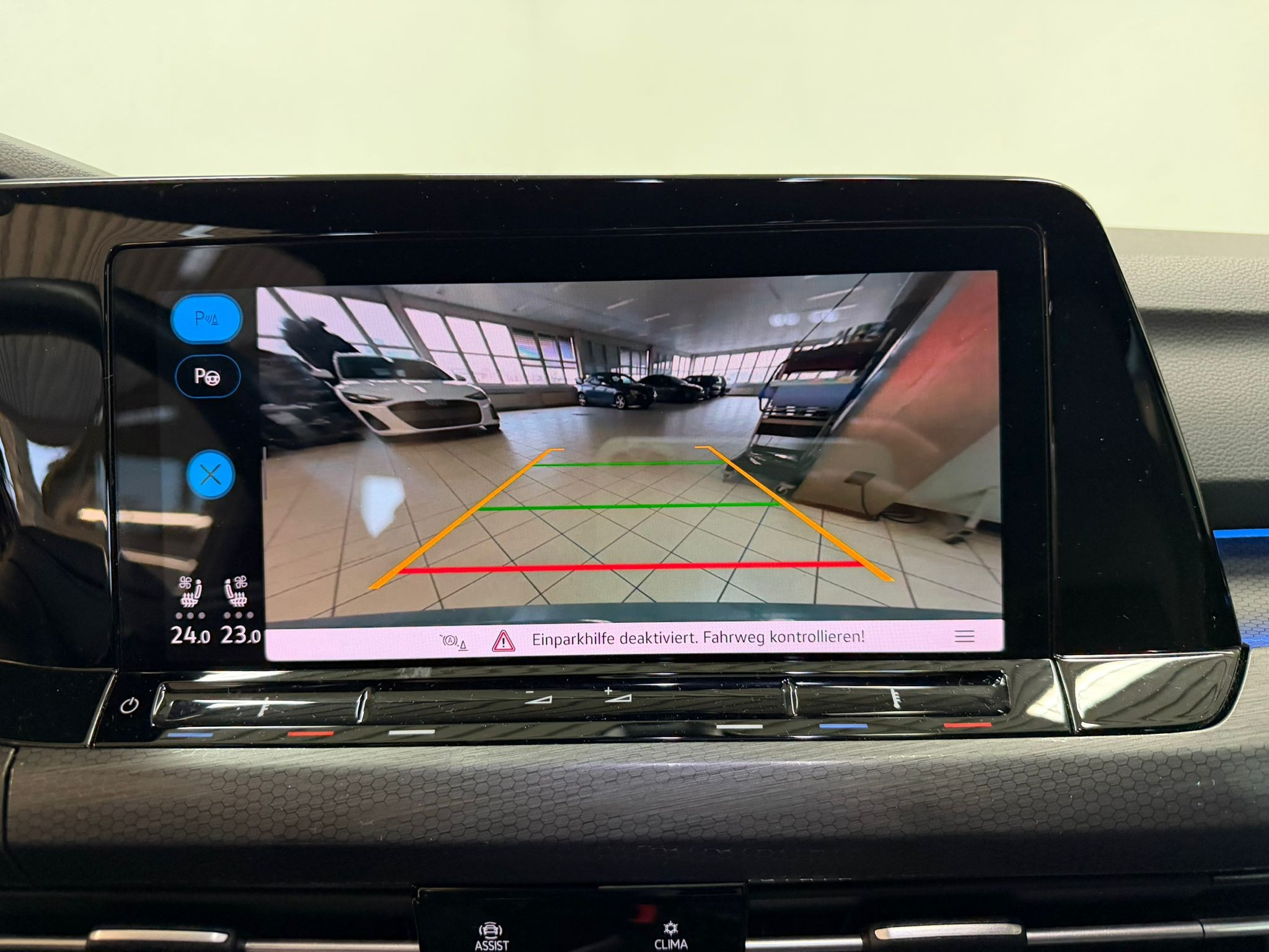 listing desktop thumbnail image 12