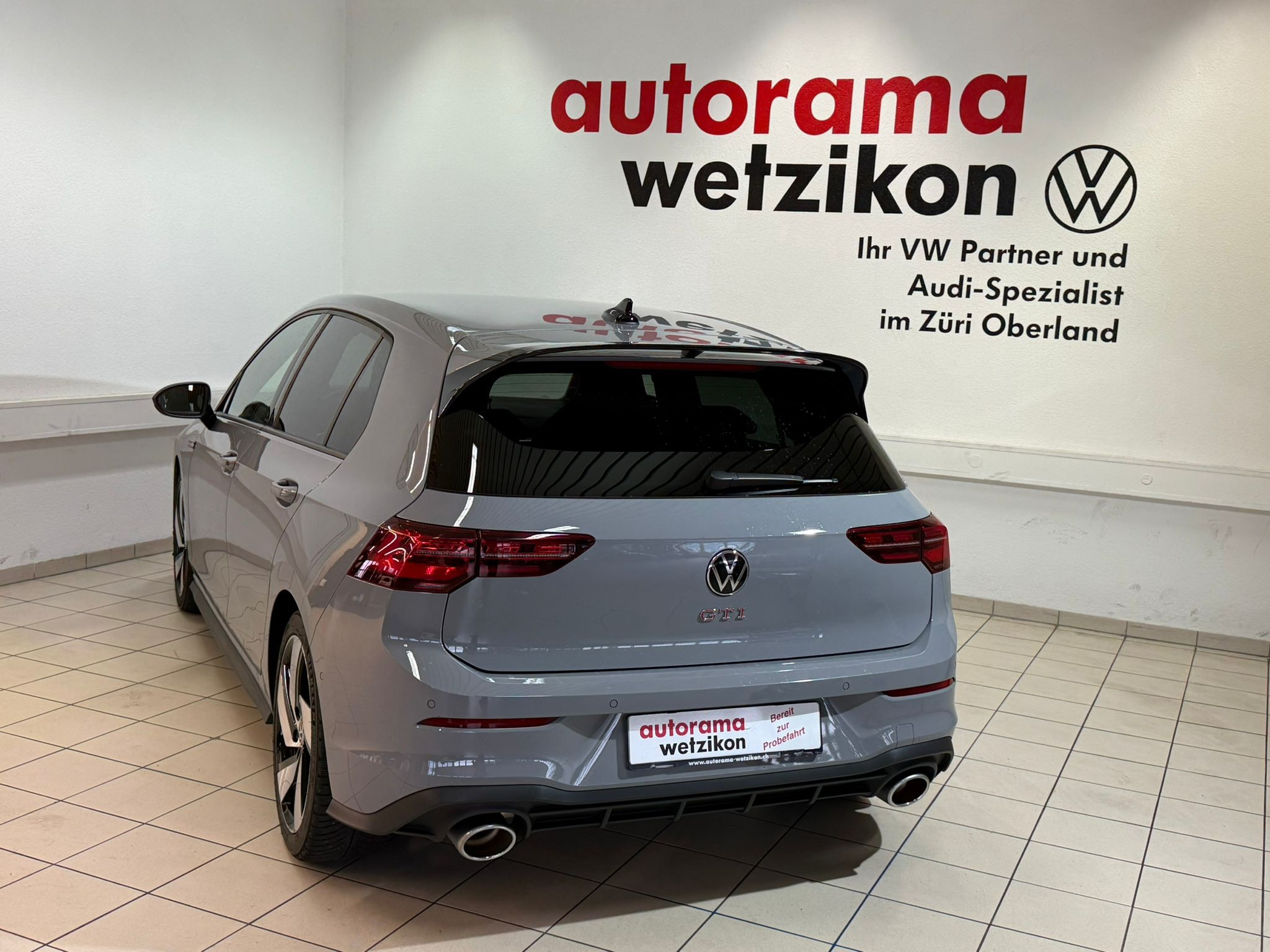 listing desktop thumbnail image 3