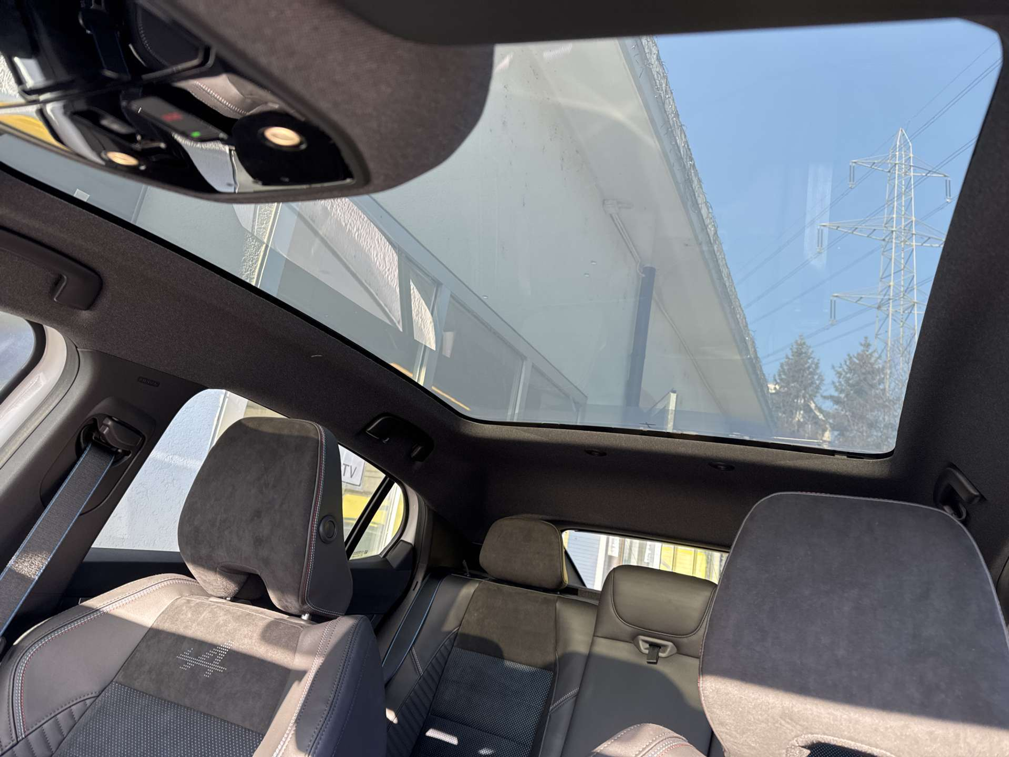 listing desktop thumbnail image 13