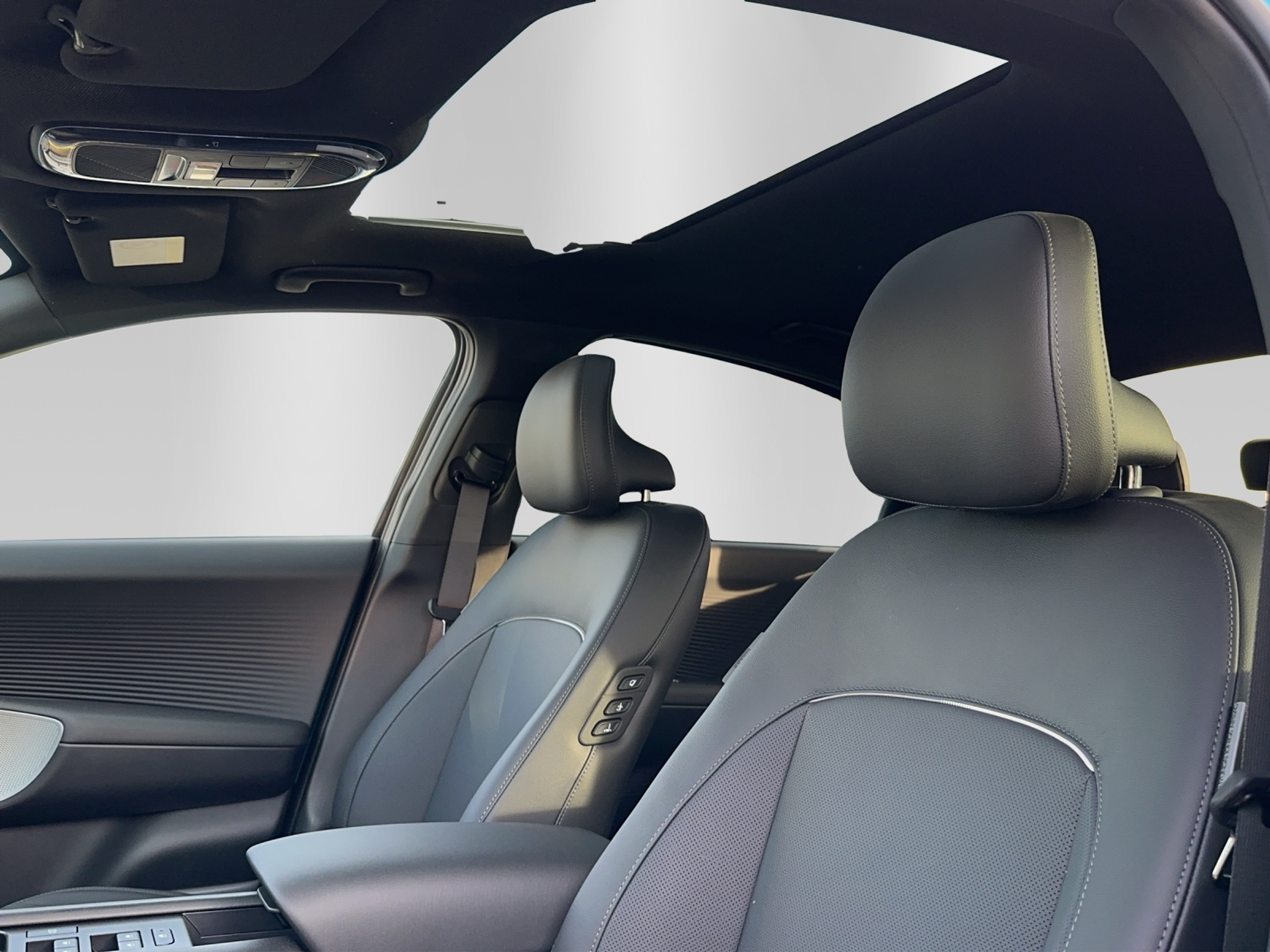 listing desktop thumbnail image 12