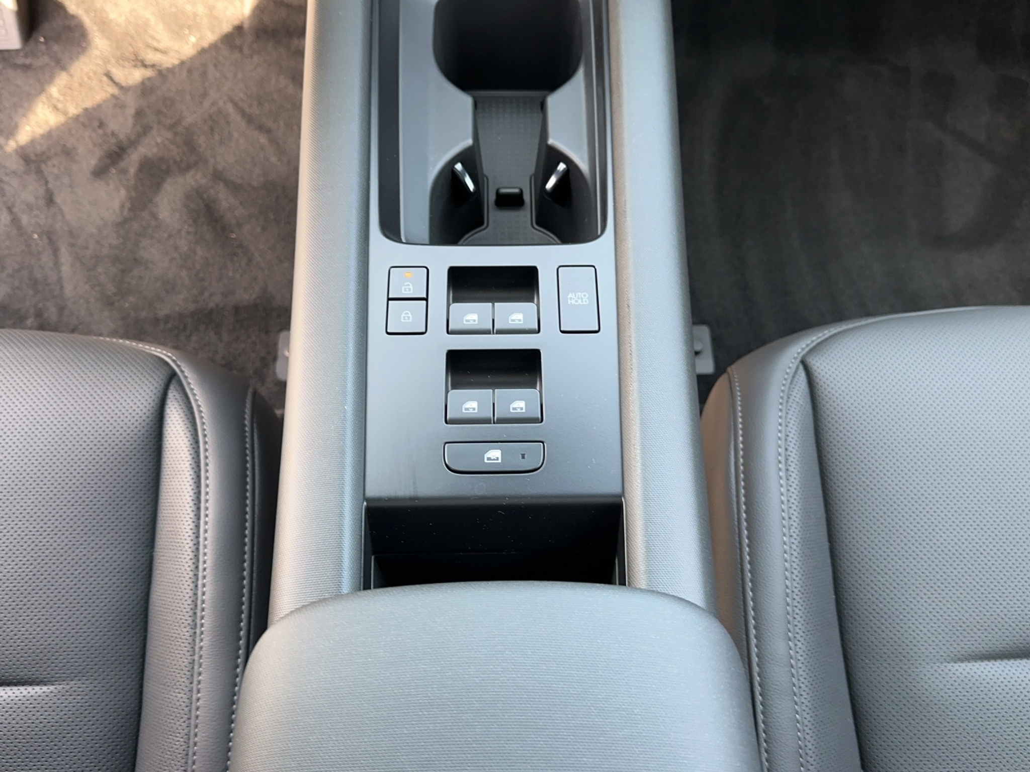 listing desktop thumbnail image 18