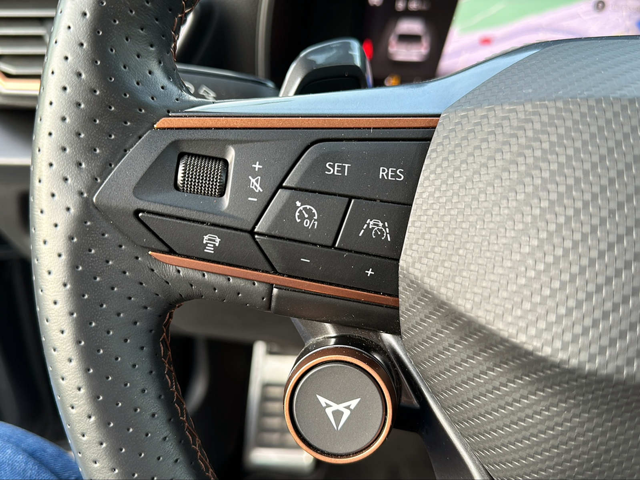 listing desktop thumbnail image 18