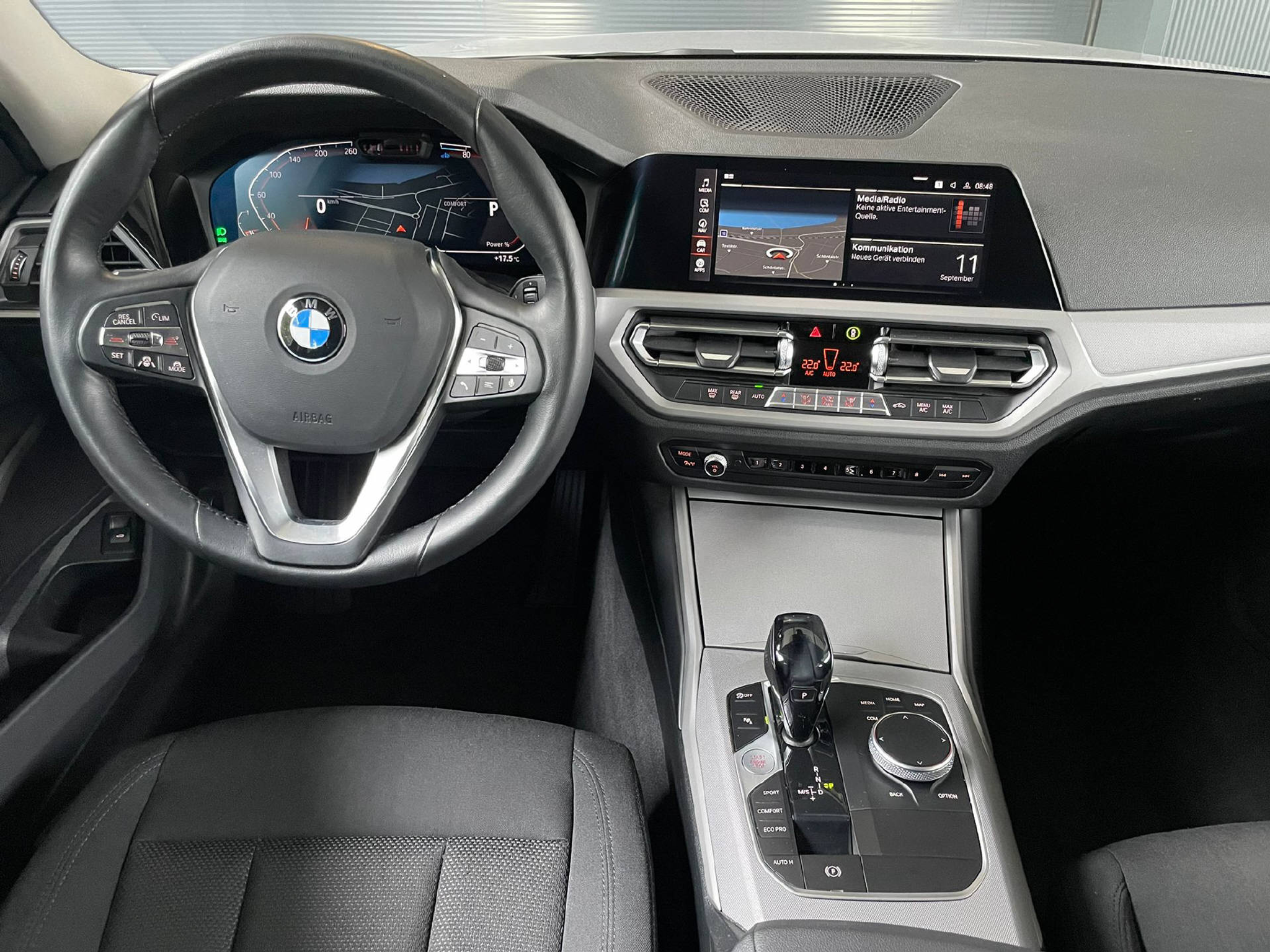 listing desktop thumbnail image 6