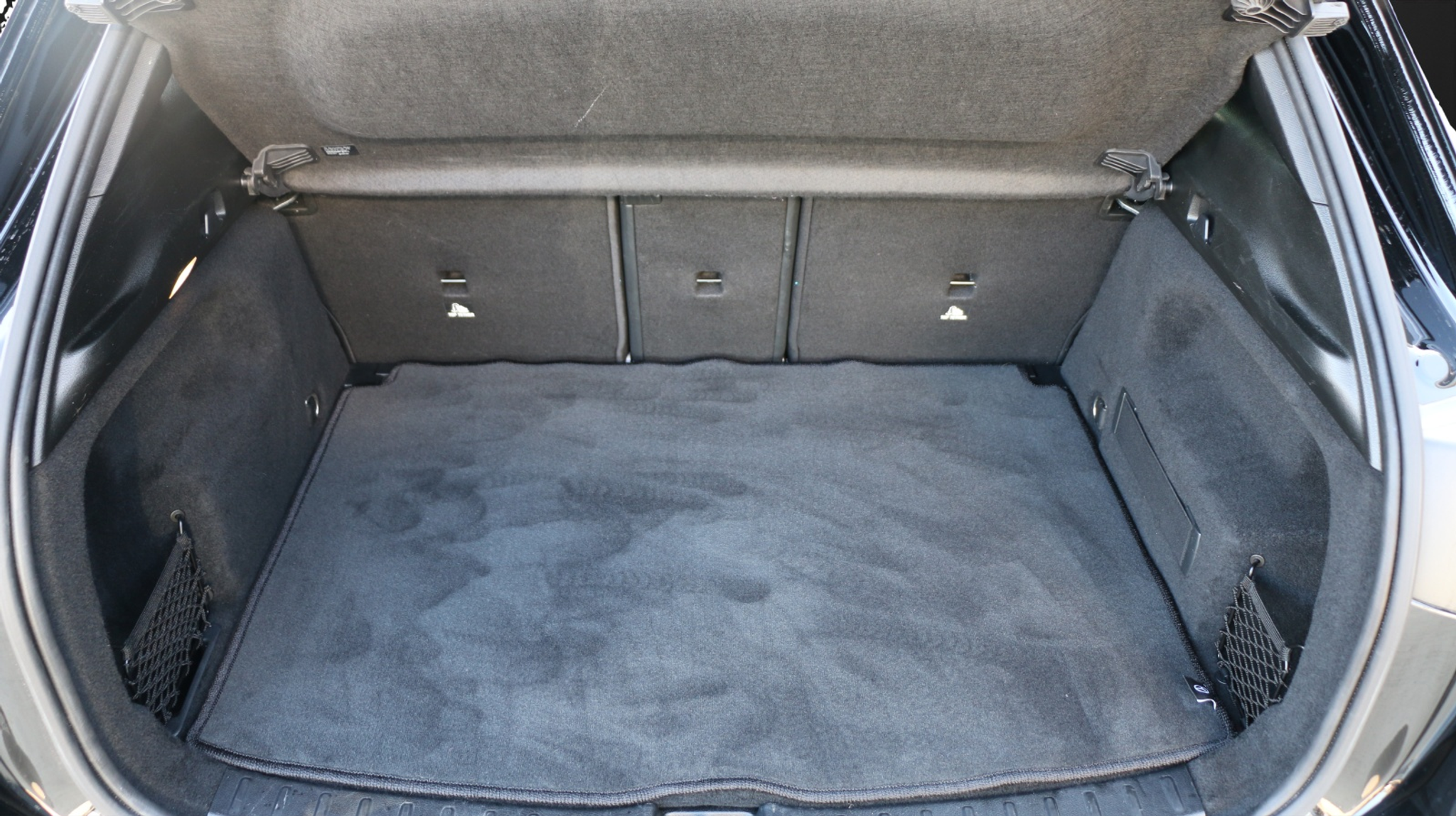 listing desktop thumbnail image 11