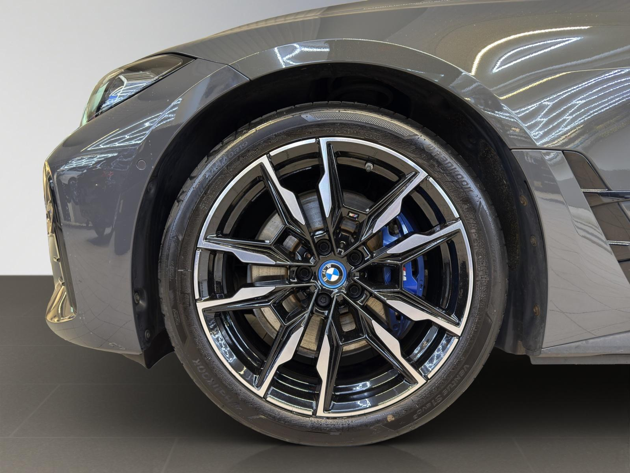 listing desktop thumbnail image 18