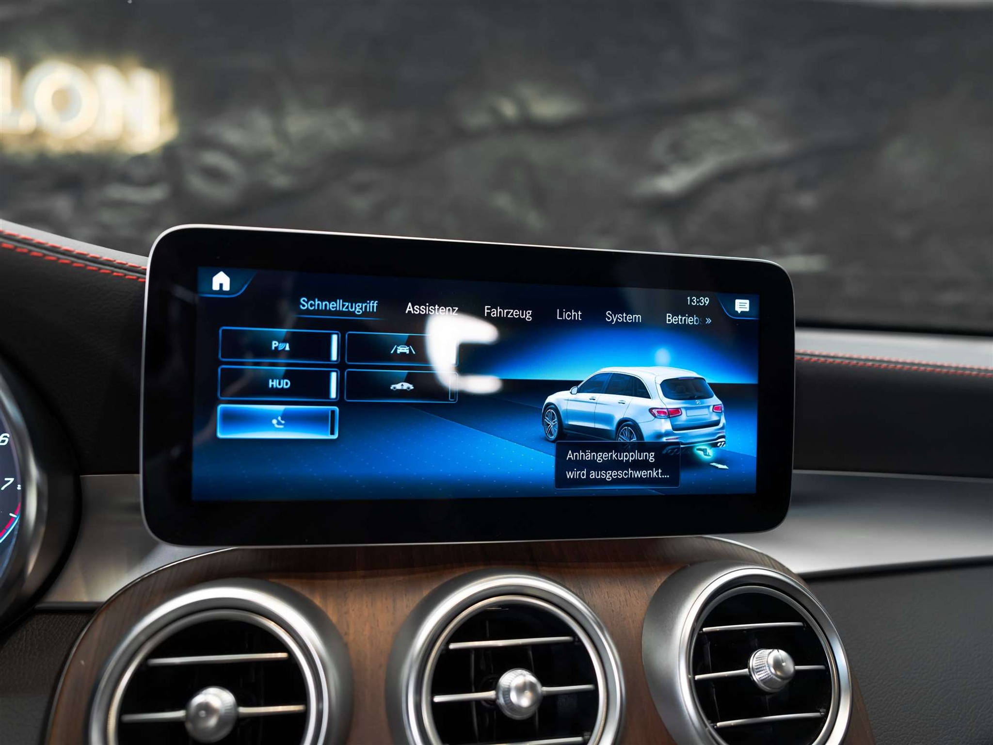 listing desktop thumbnail image 46