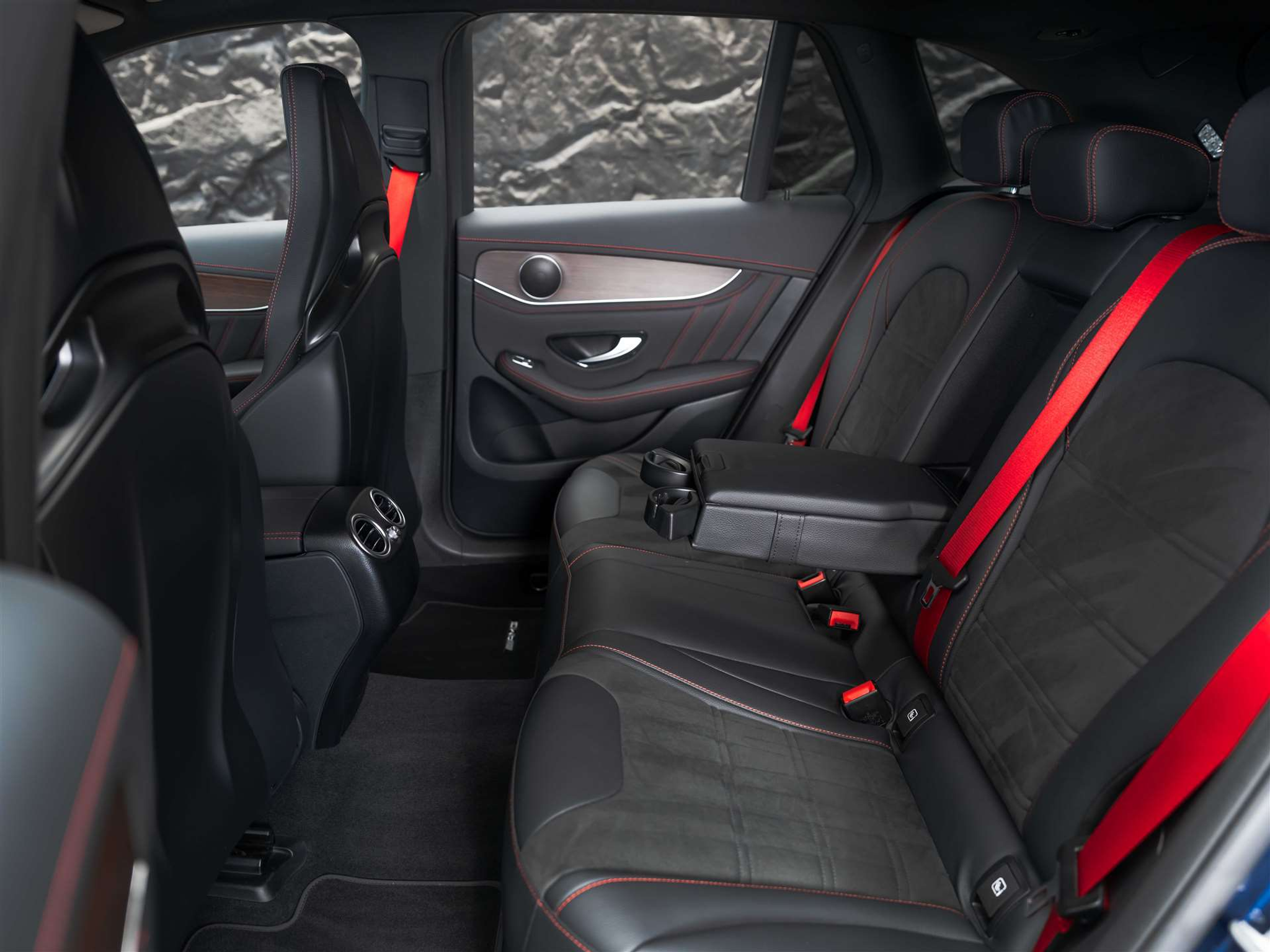 listing desktop thumbnail image 13