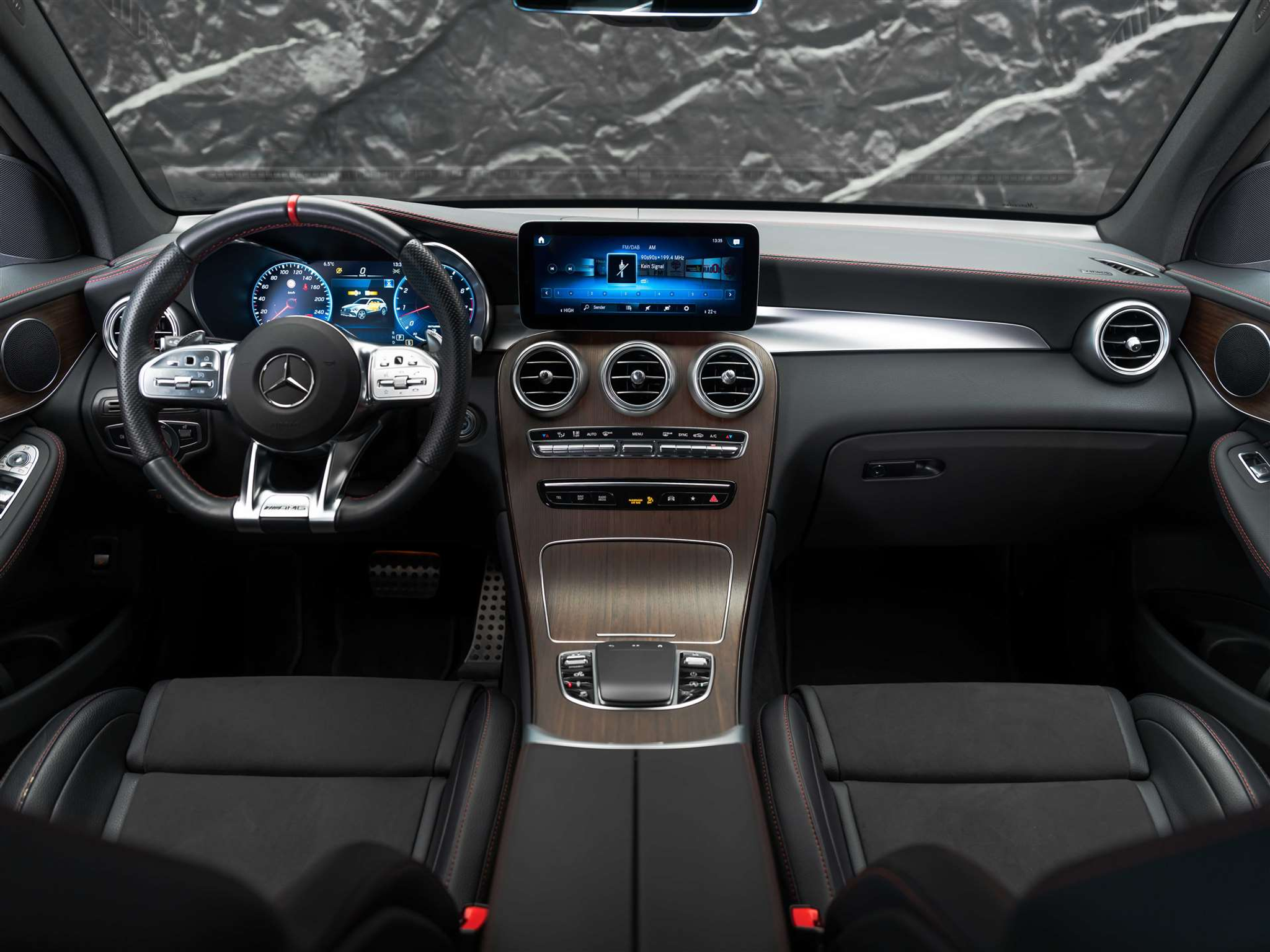 listing desktop thumbnail image 15