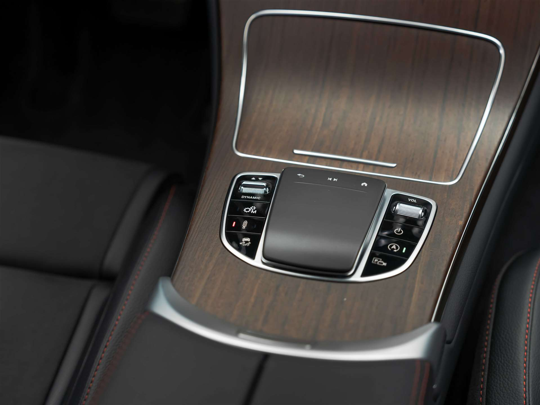 listing desktop thumbnail image 31