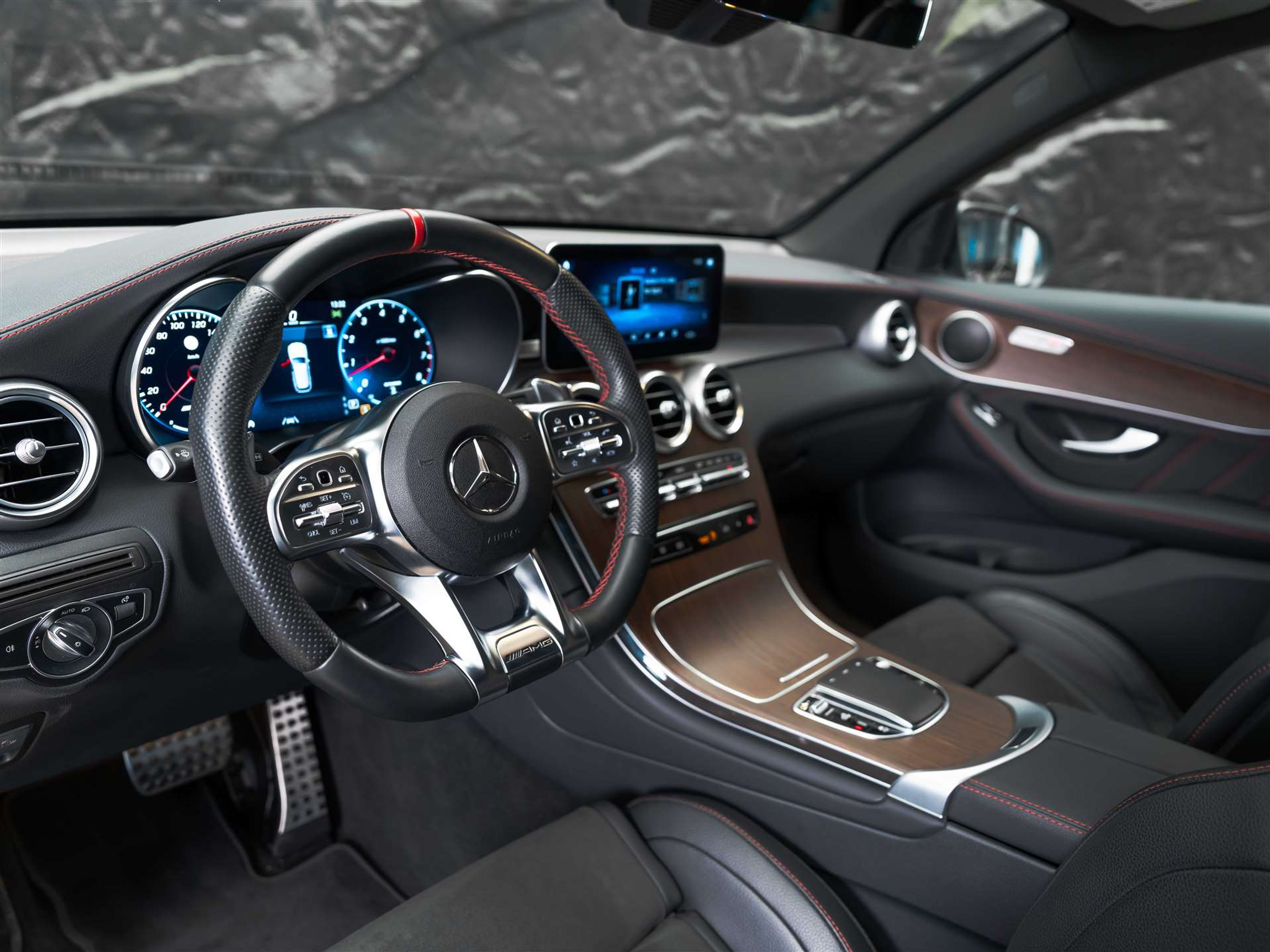 listing desktop thumbnail image 7