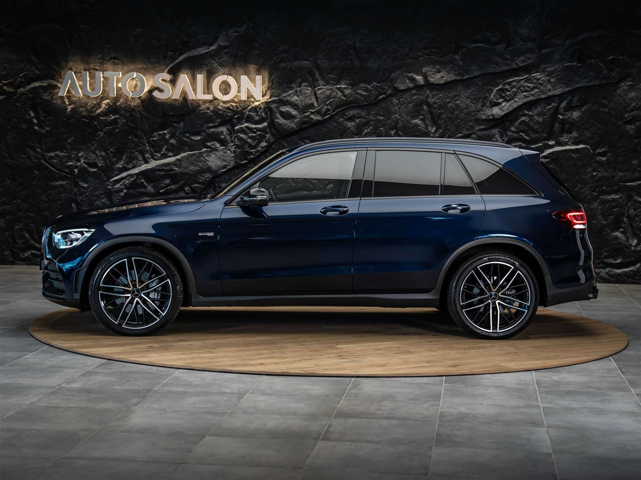 listing desktop thumbnail image 1