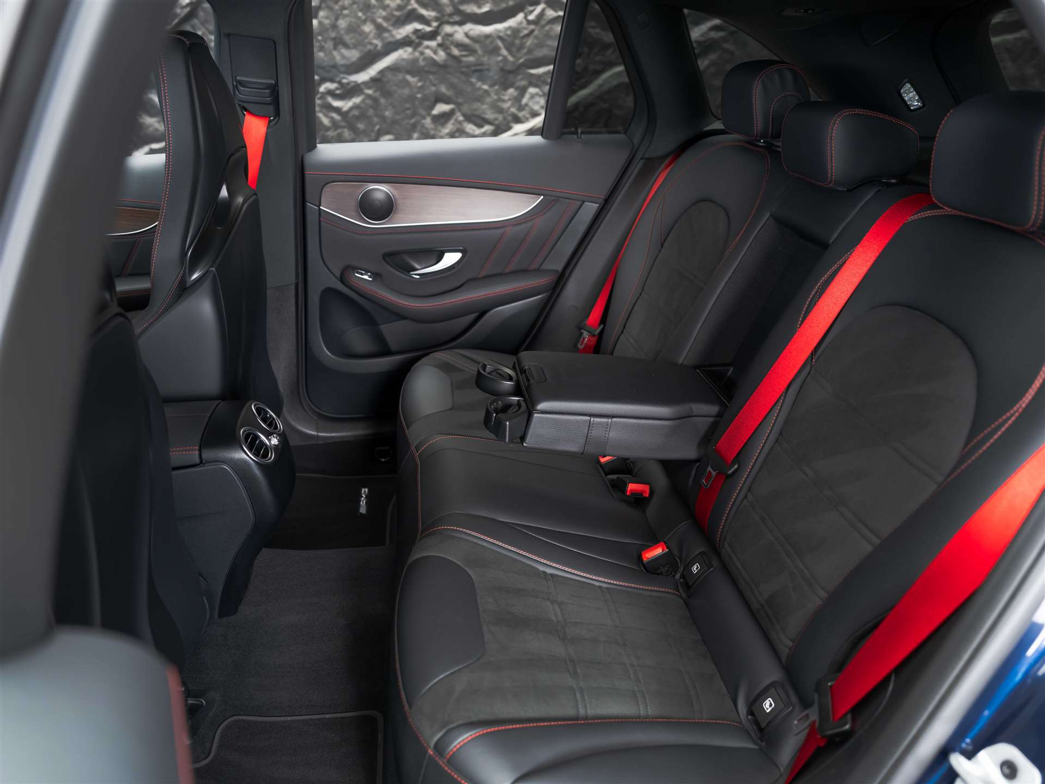 listing desktop thumbnail image 14