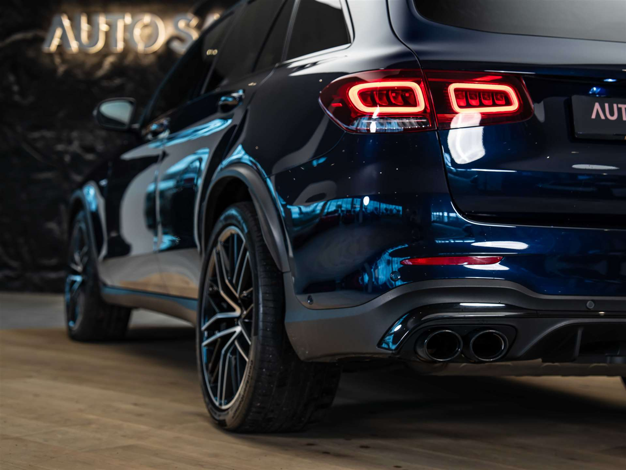 listing desktop thumbnail image 21