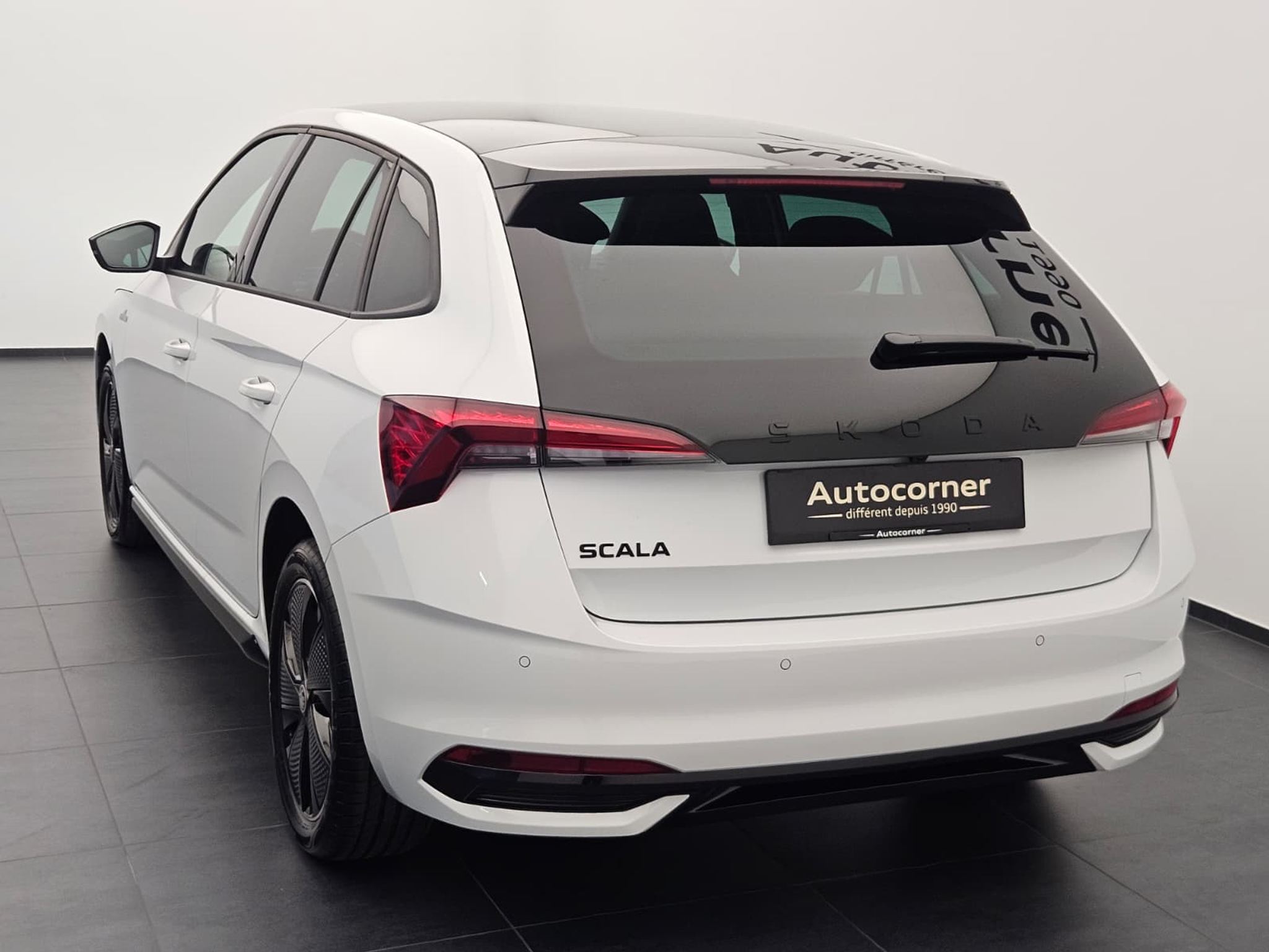 listing desktop thumbnail image 6