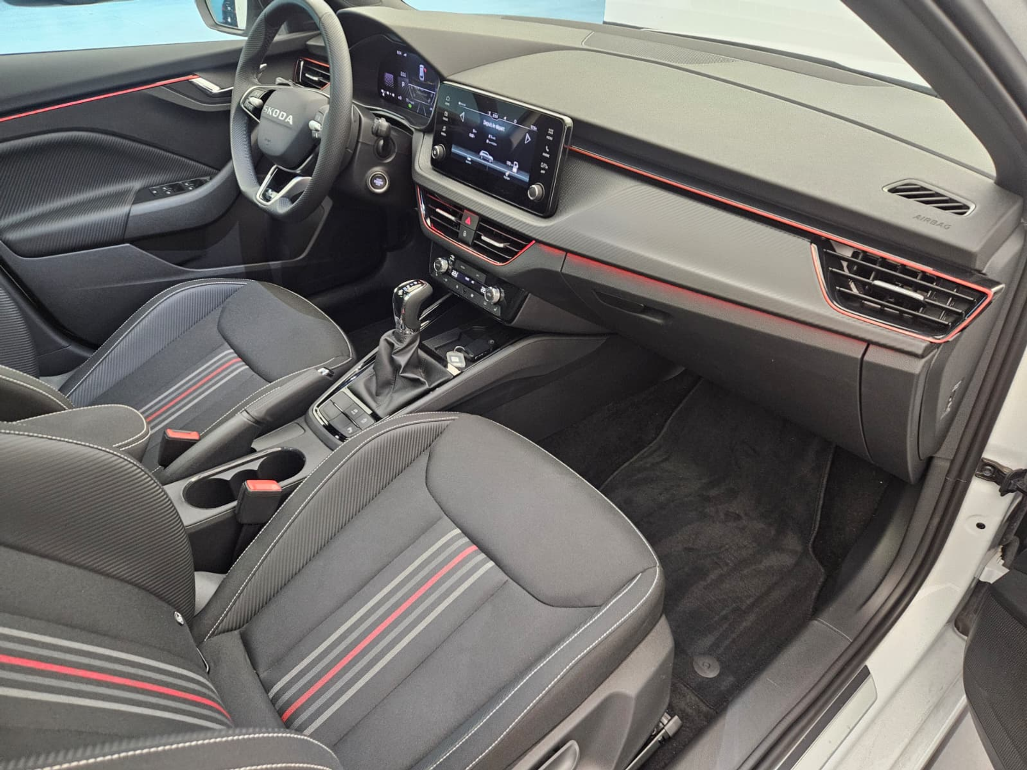 listing desktop thumbnail image 11