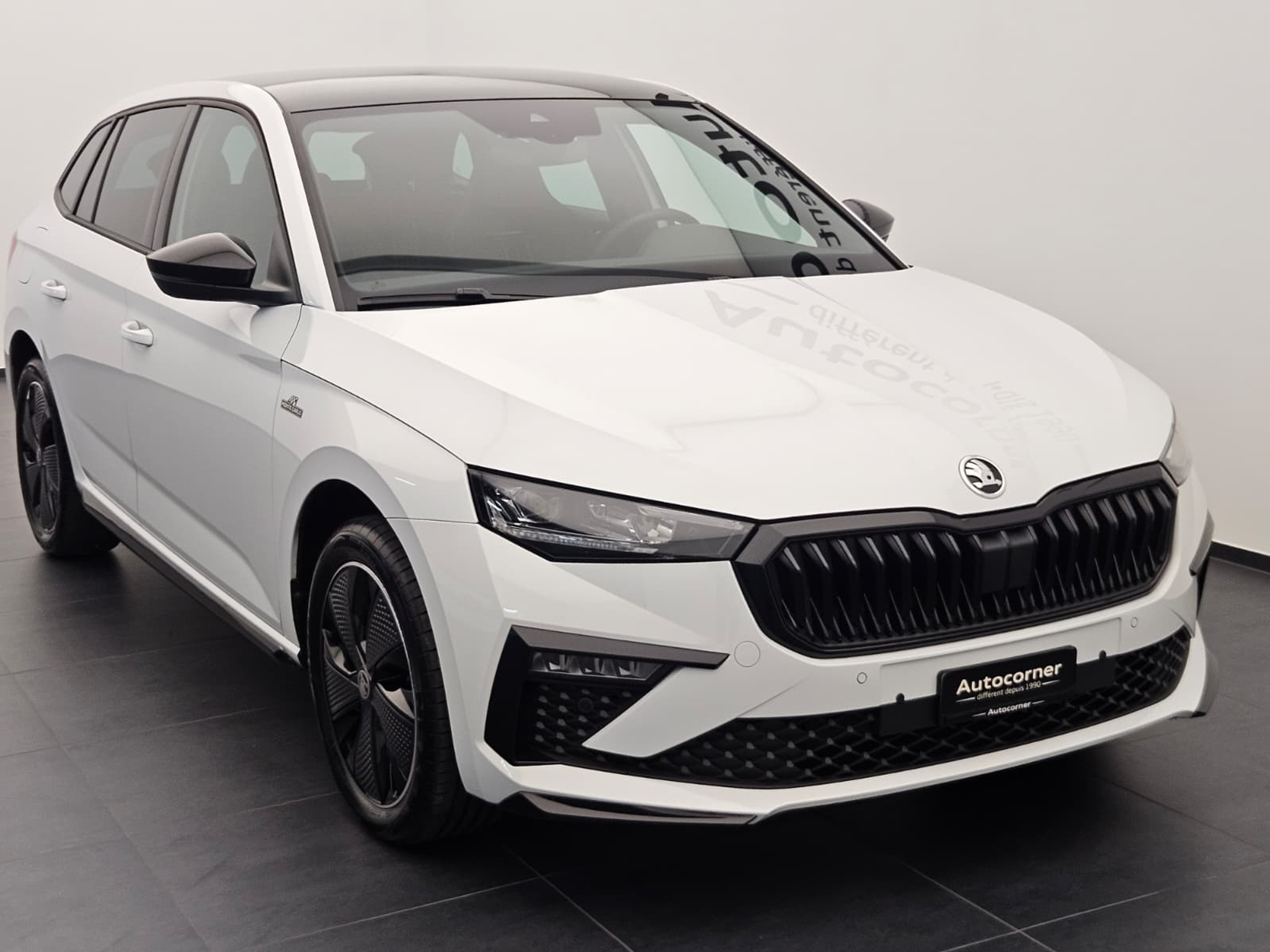 listing desktop thumbnail image 4