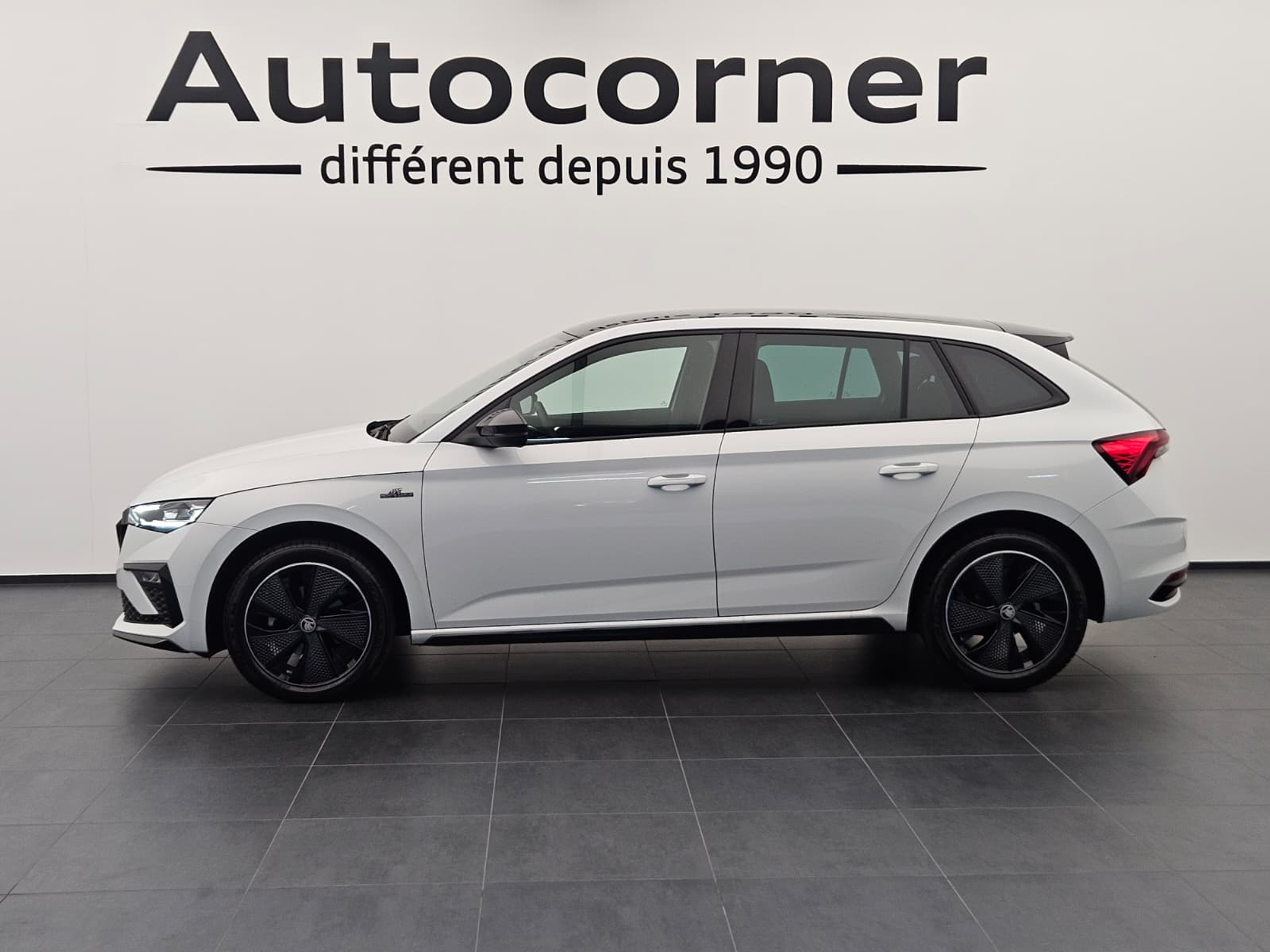 listing desktop thumbnail image 1