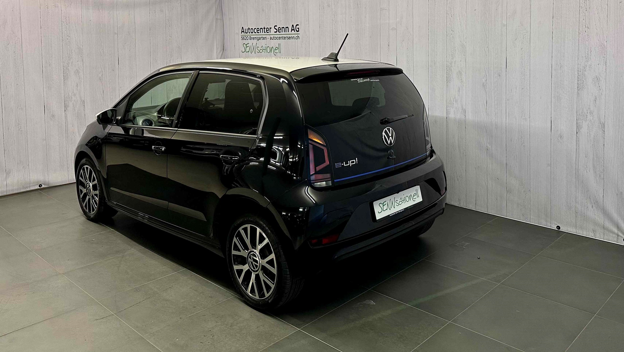 listing desktop thumbnail image 3