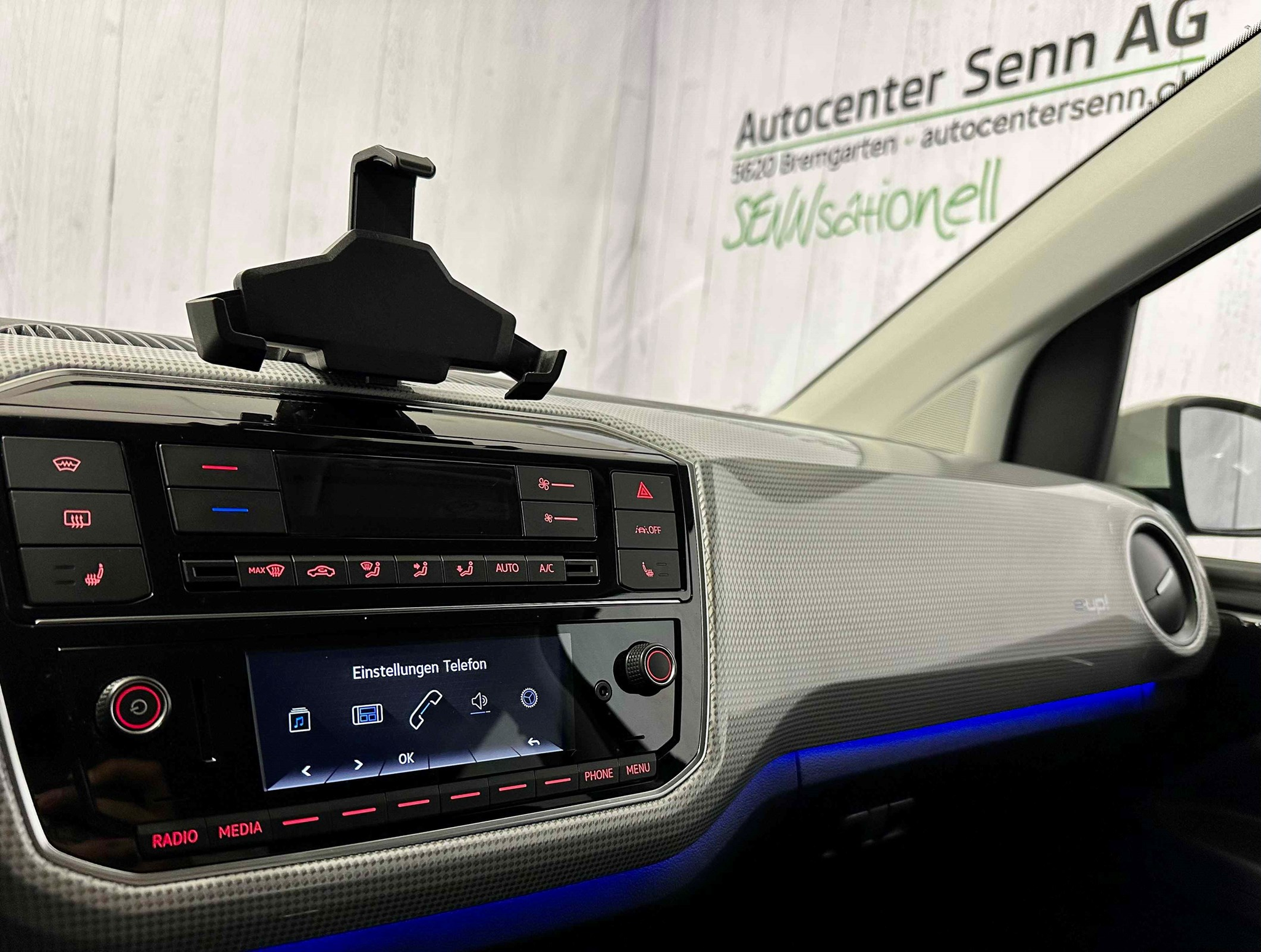 listing desktop thumbnail image 10