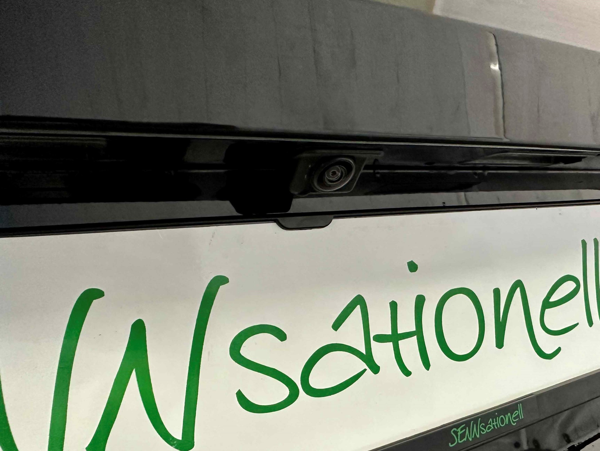 listing desktop thumbnail image 5