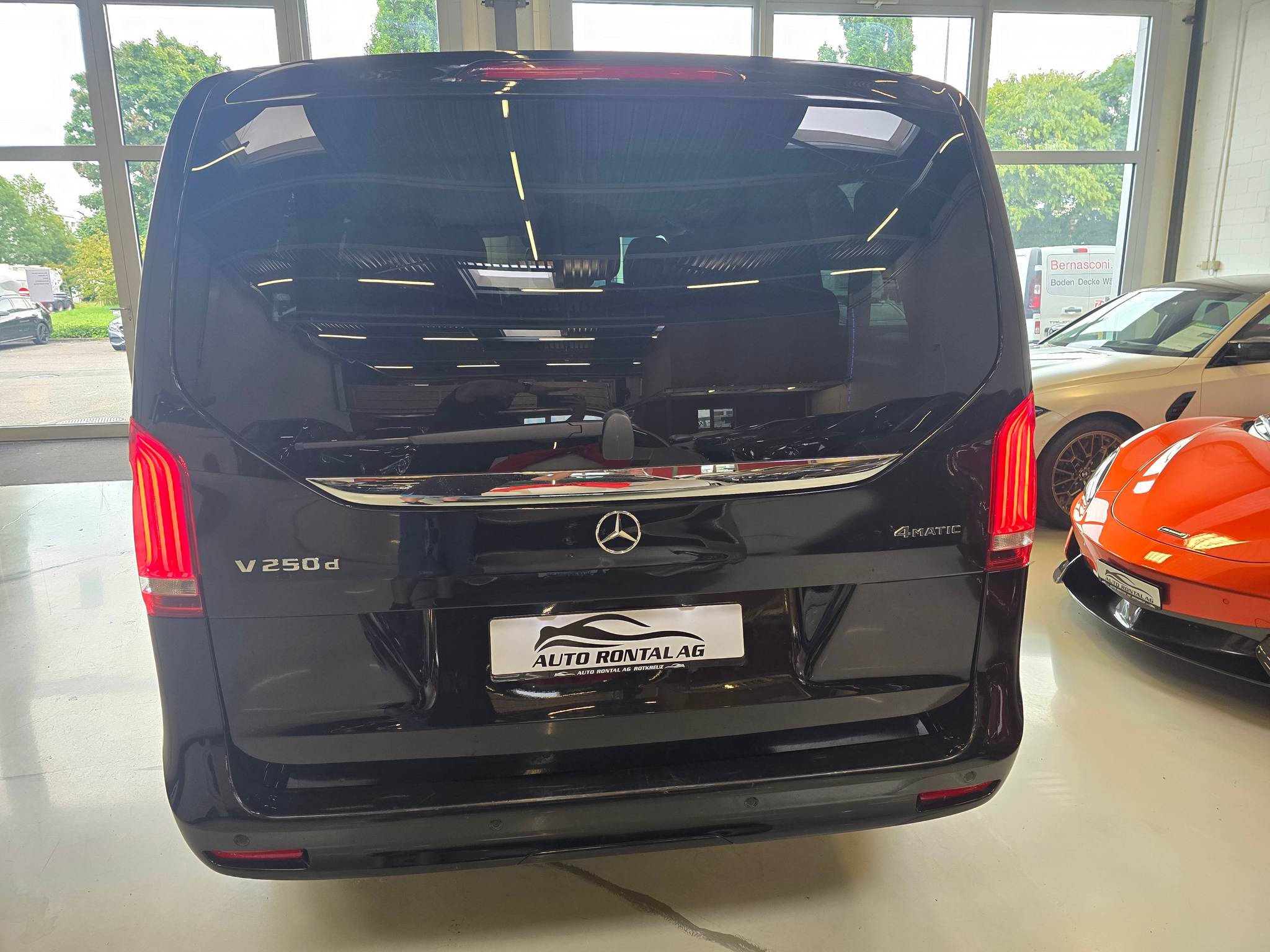 listing desktop thumbnail image 6