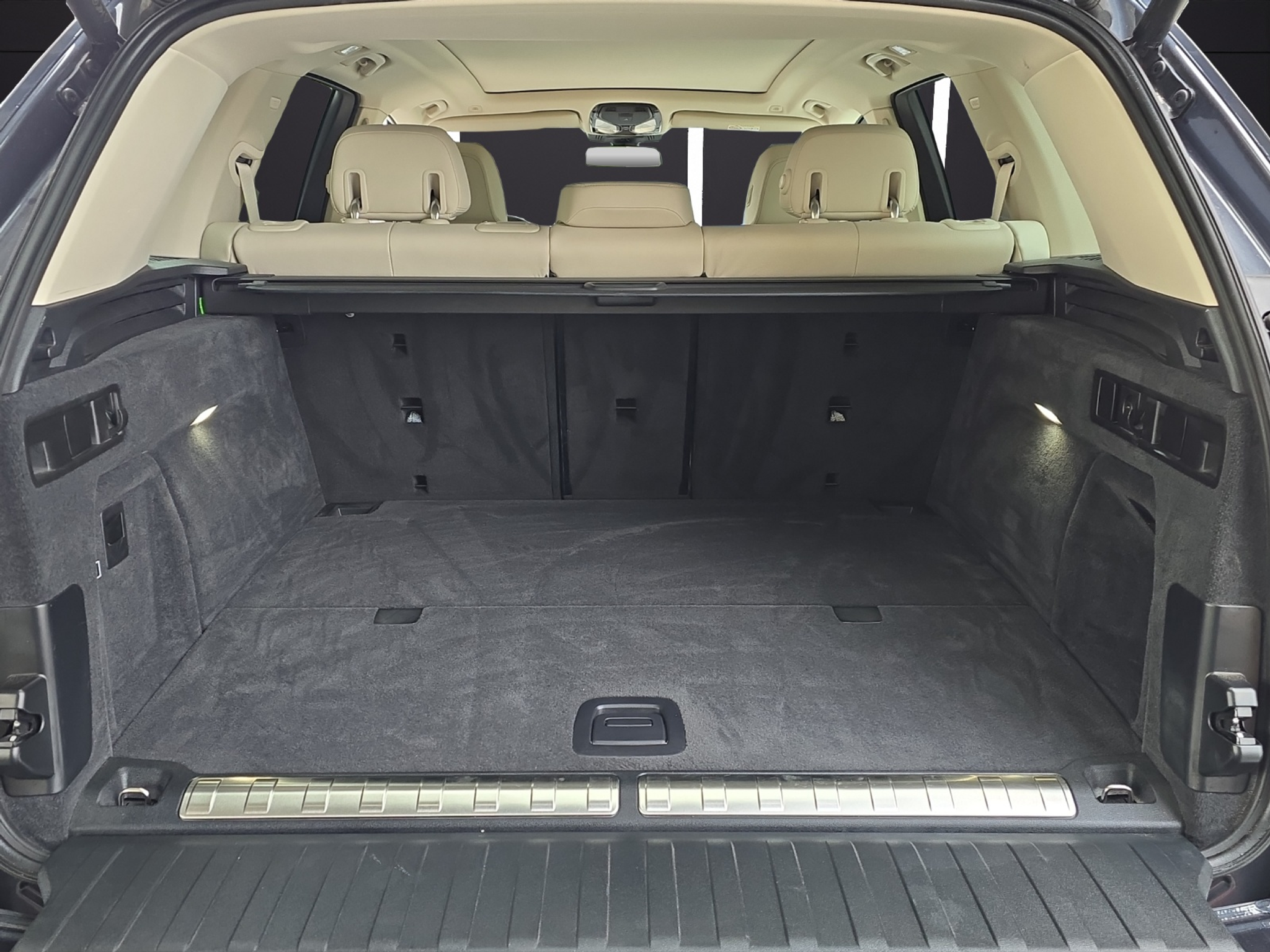 listing desktop thumbnail image 25