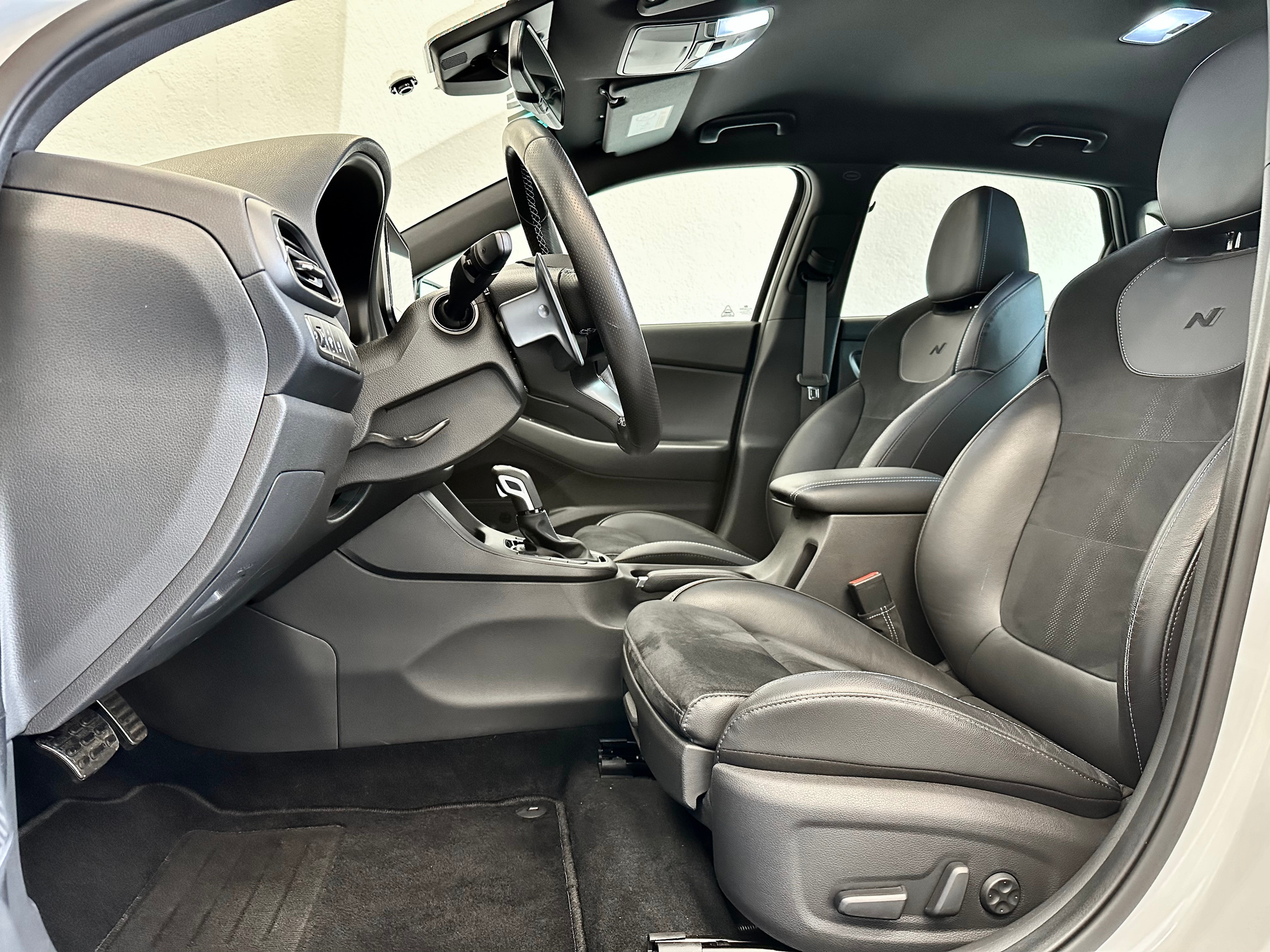 listing desktop thumbnail image 18