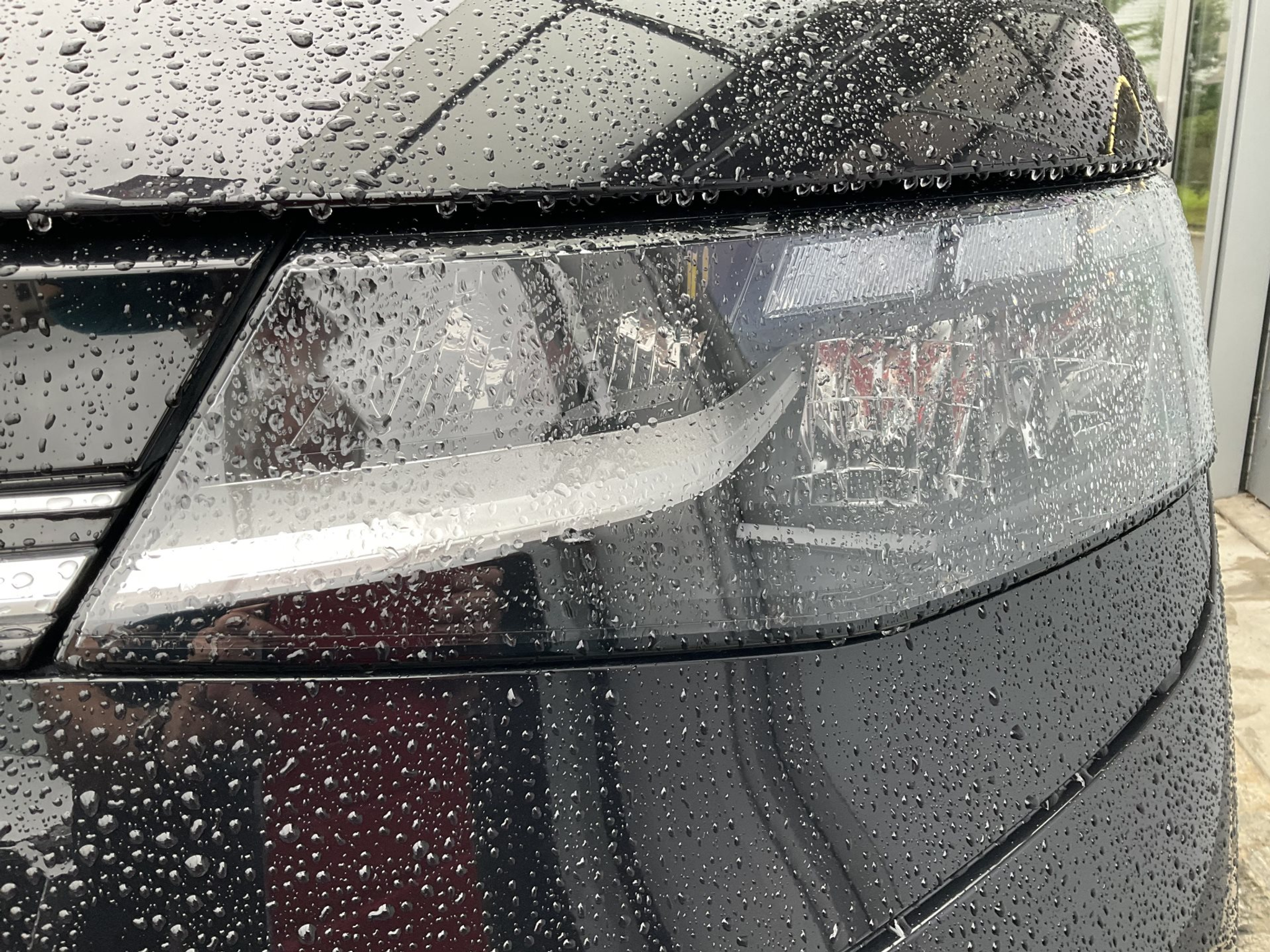 listing desktop thumbnail image 6