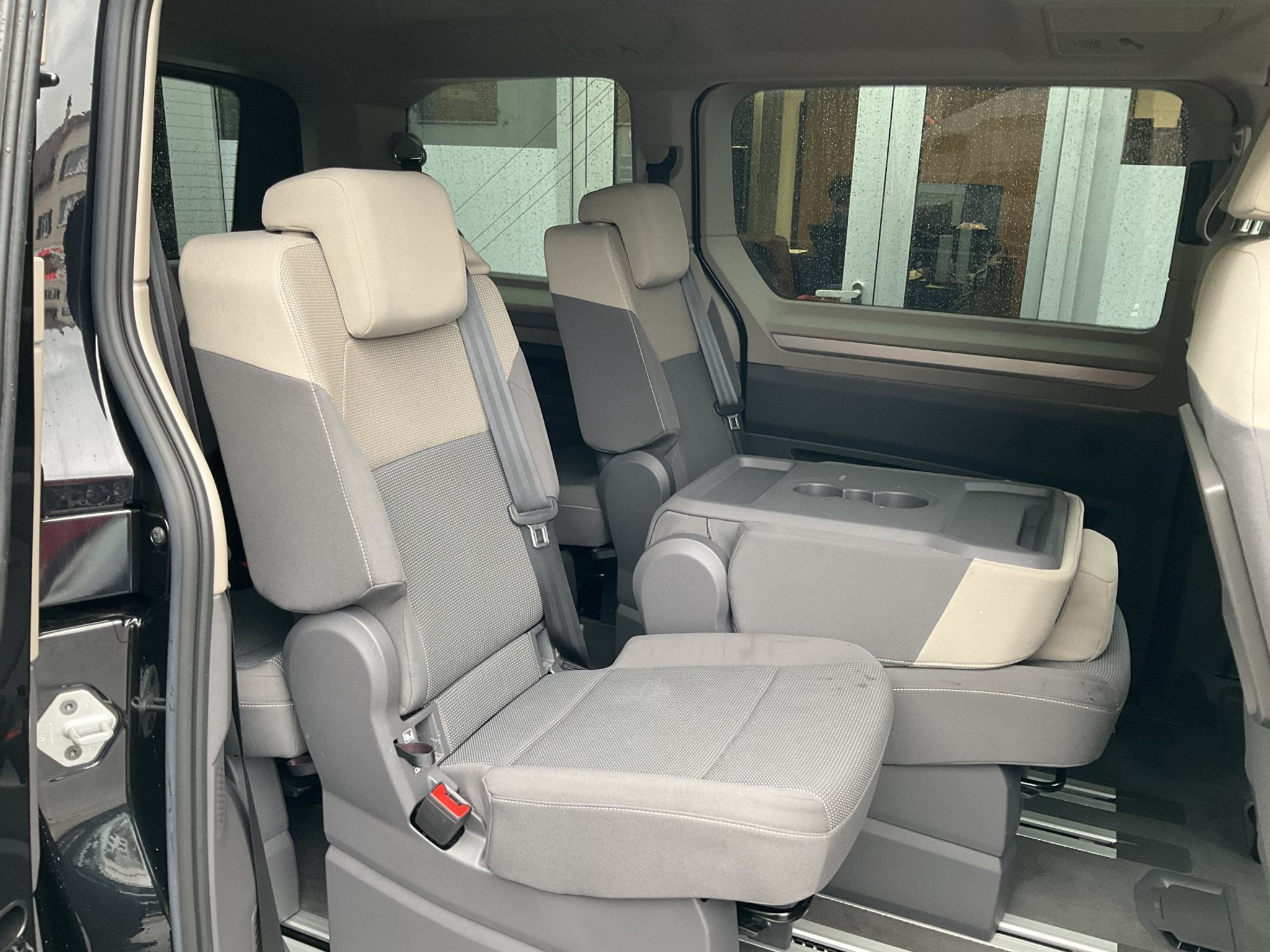 listing desktop thumbnail image 26