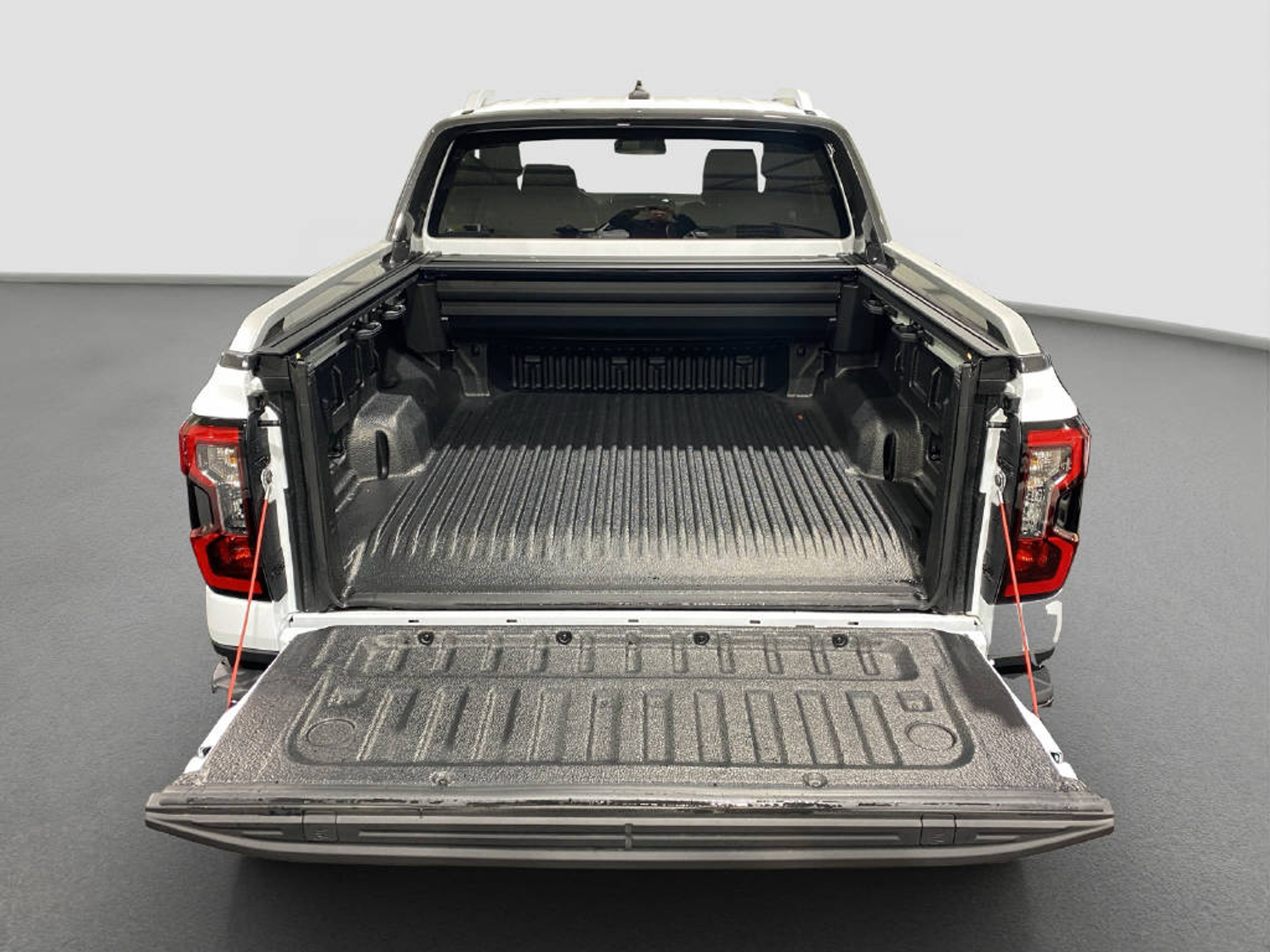 listing desktop thumbnail image 14