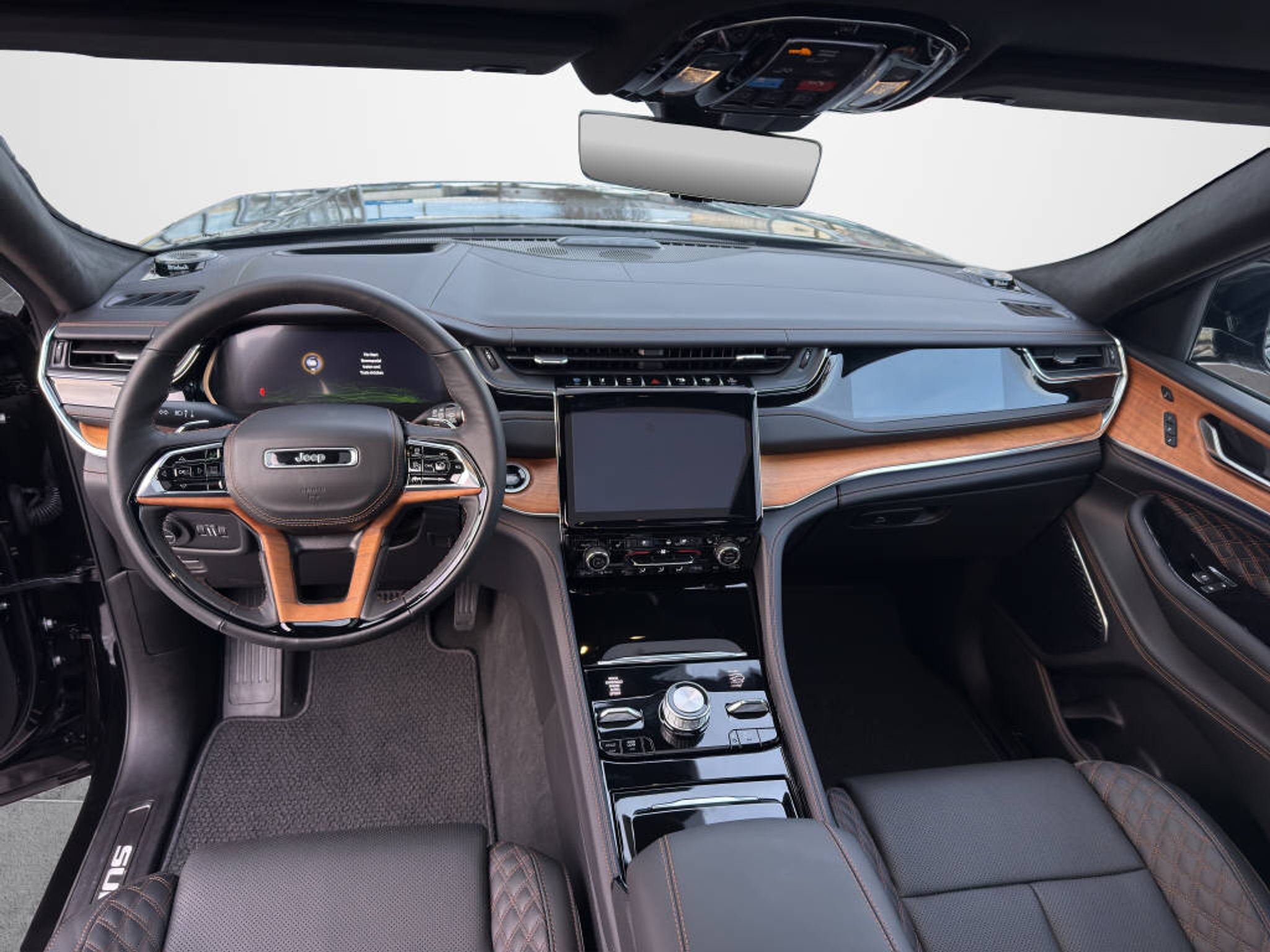 listing desktop thumbnail image 12