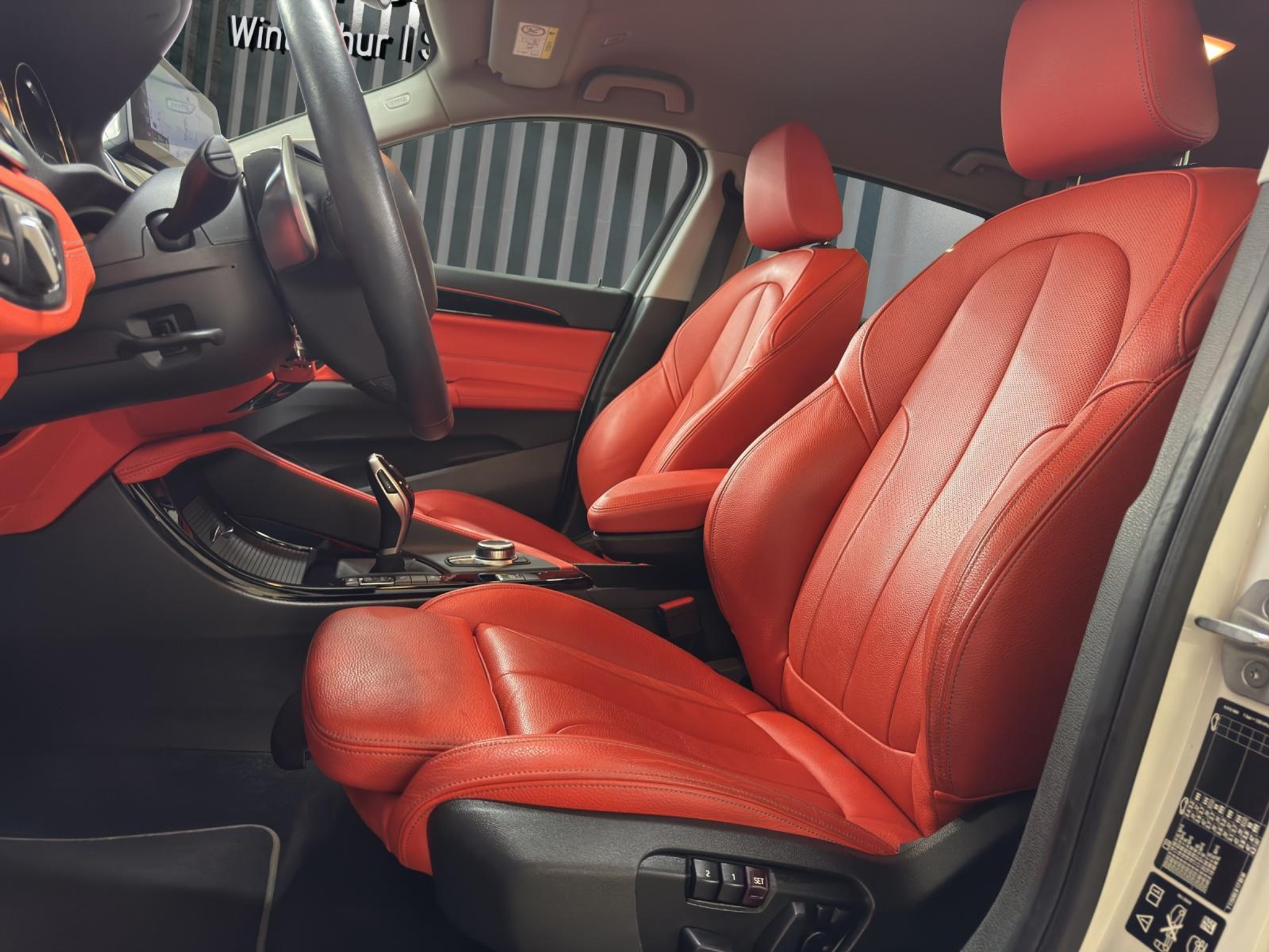 listing desktop thumbnail image 16