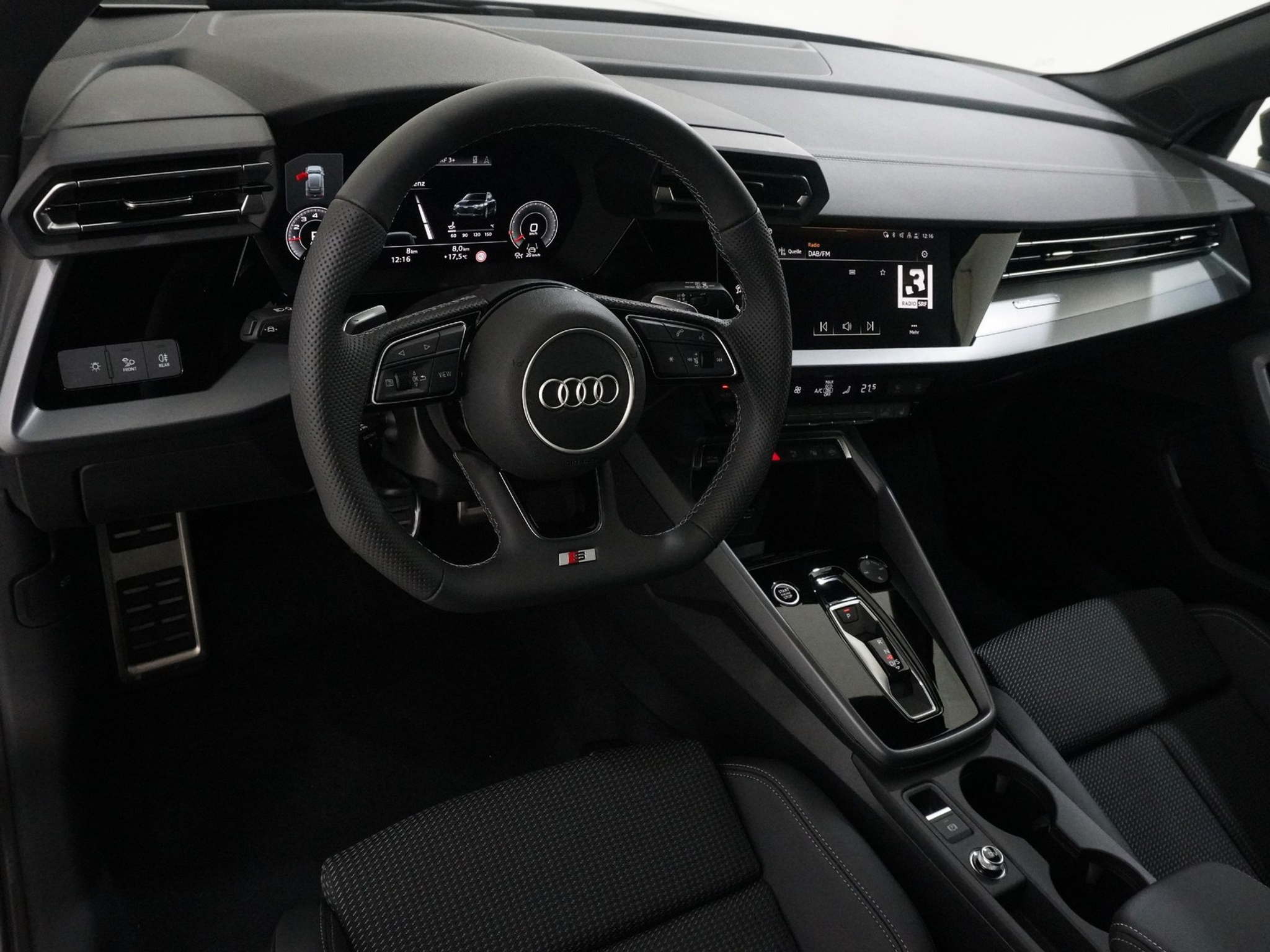 listing desktop thumbnail image 9